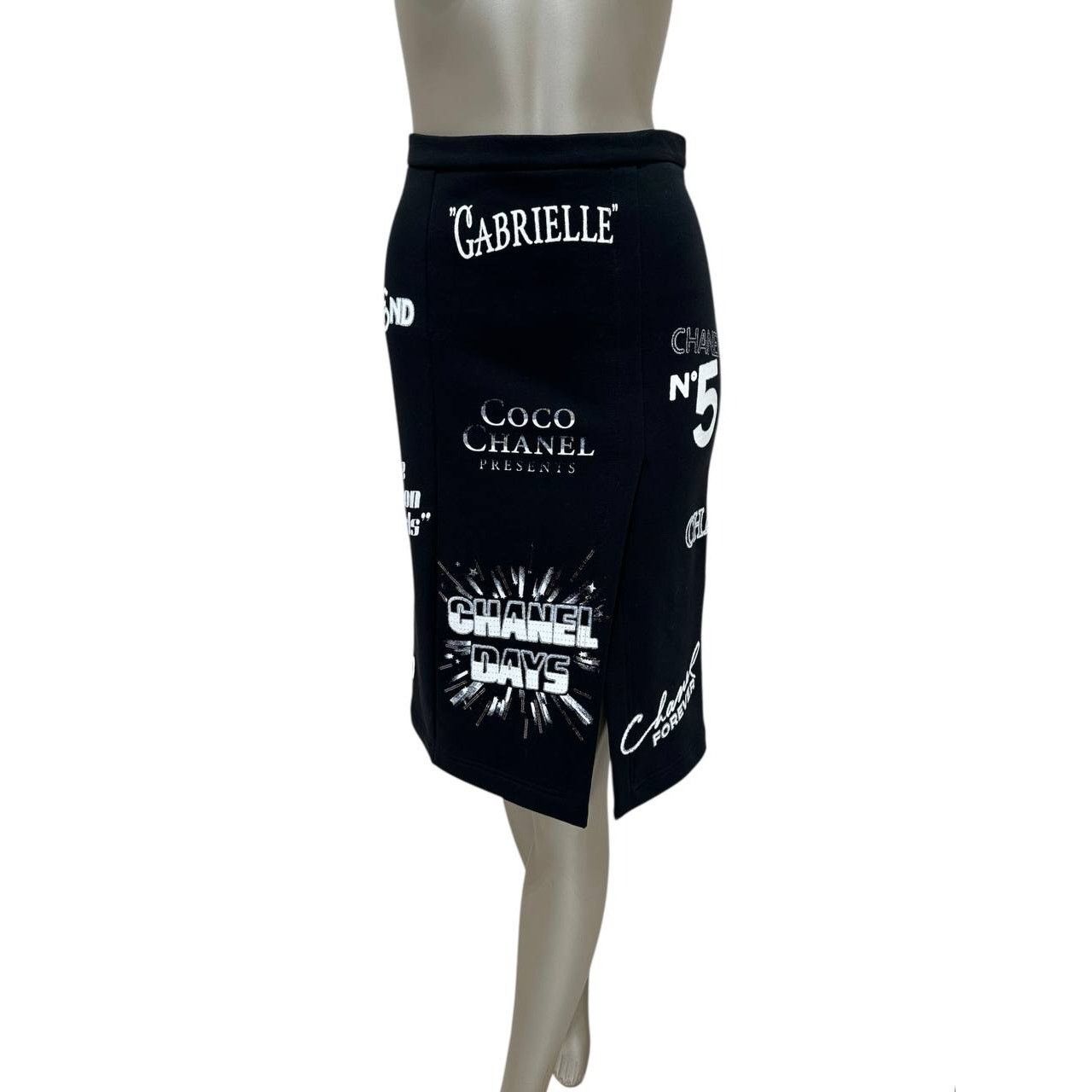 Chanel Chanel 2021 Logo Symbols Skirt - Size 38 Size 27" / US 4 / IT 40 - 1 Thumbnail