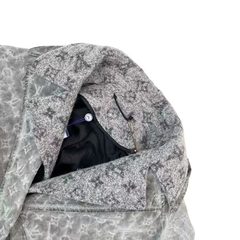 Louis Vuitton Louis Vuitton Alpaca/polyester grey presbyopic full print Size 4XL / US 24-26 - 3 Thumbnail