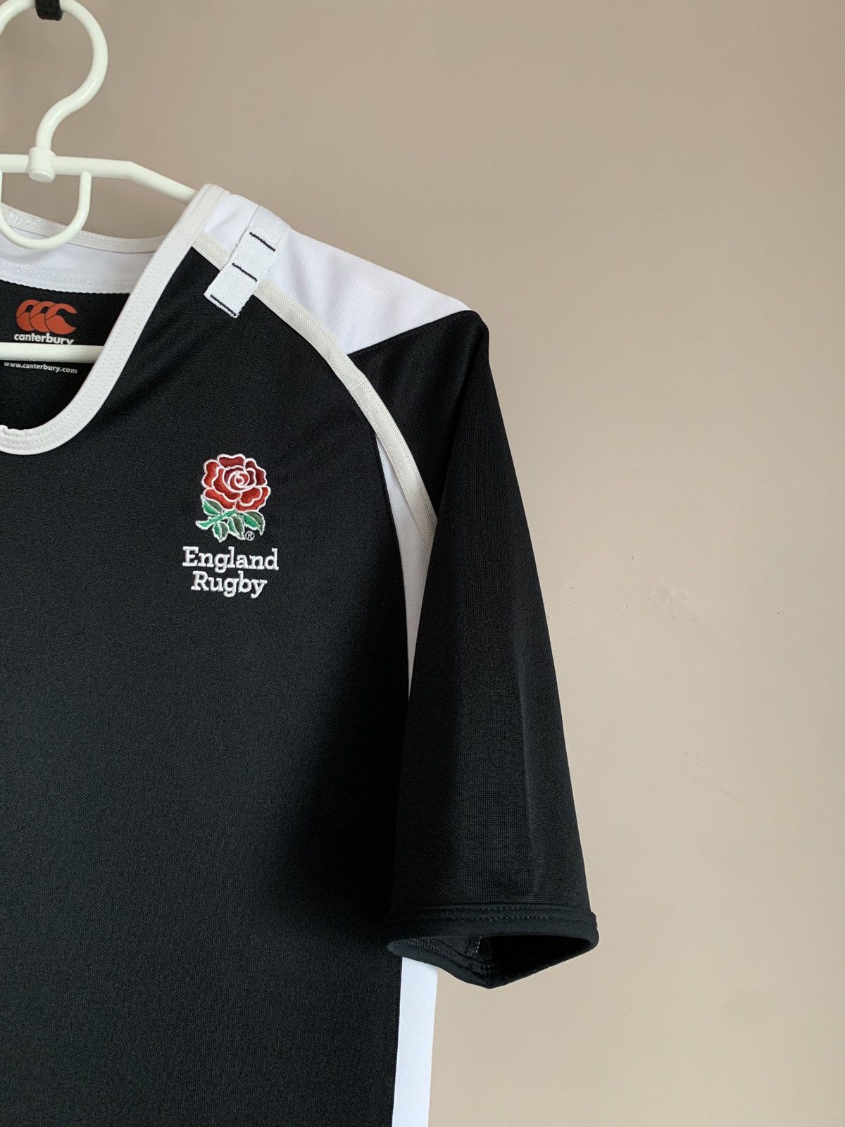 Canterbury of New Zealand England Training Rugby Union Shirt Canterbury Size M Size US M / EU 48-50 / 2 - 4 Thumbnail