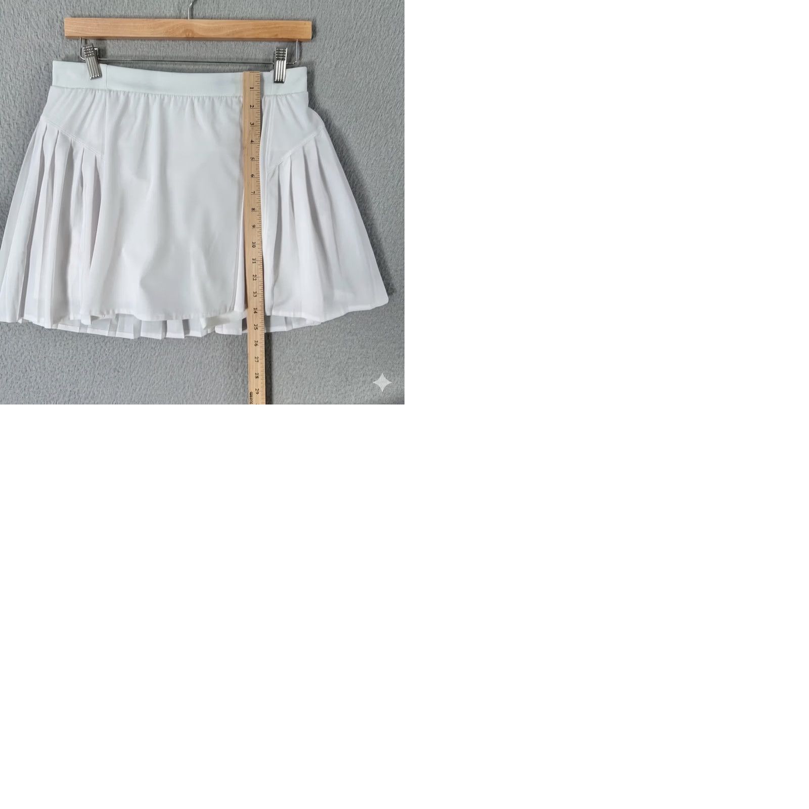 Spanx Spanx Shorts Get Moving Pleated Skort 14" Womens Large White Shape Tennis Skirt Size 36" / US 14 / IT 50 - 9 Thumbnail