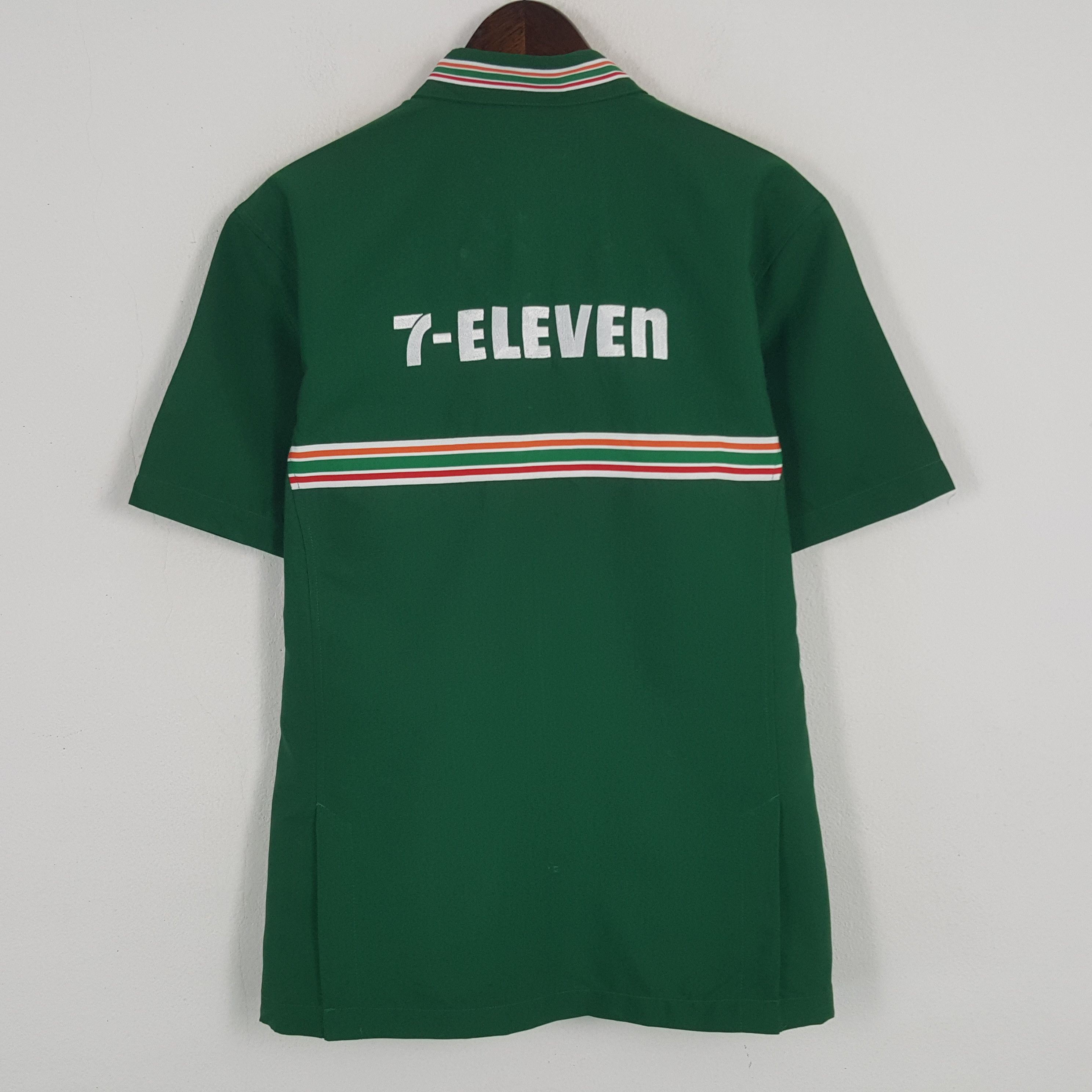 Japanese Brand × Vintage Vintage 7 Eleven Embroidery Logo Uniform Jacket Size US XL / EU 56 / 4 - 1 Thumbnail