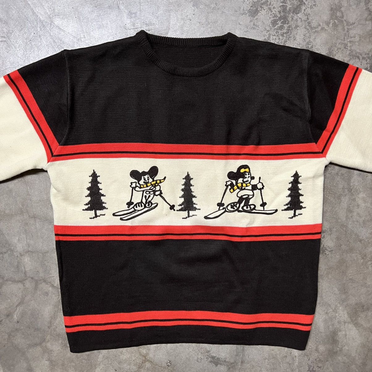 Disney × Mickey Mouse × Vintage Vintage 70’s Disneyland Mickey Mouse Ugly Christmas Sweater Size US L / EU 52-54 / 3 - 4 Thumbnail