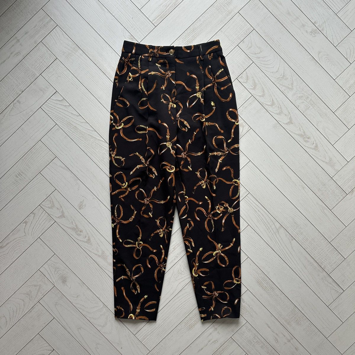 Boutique Moschino Boutique Moschino Chains & belts monogram pants y2k hype Size 28" / US 6 / IT 42 - 1 Thumbnail