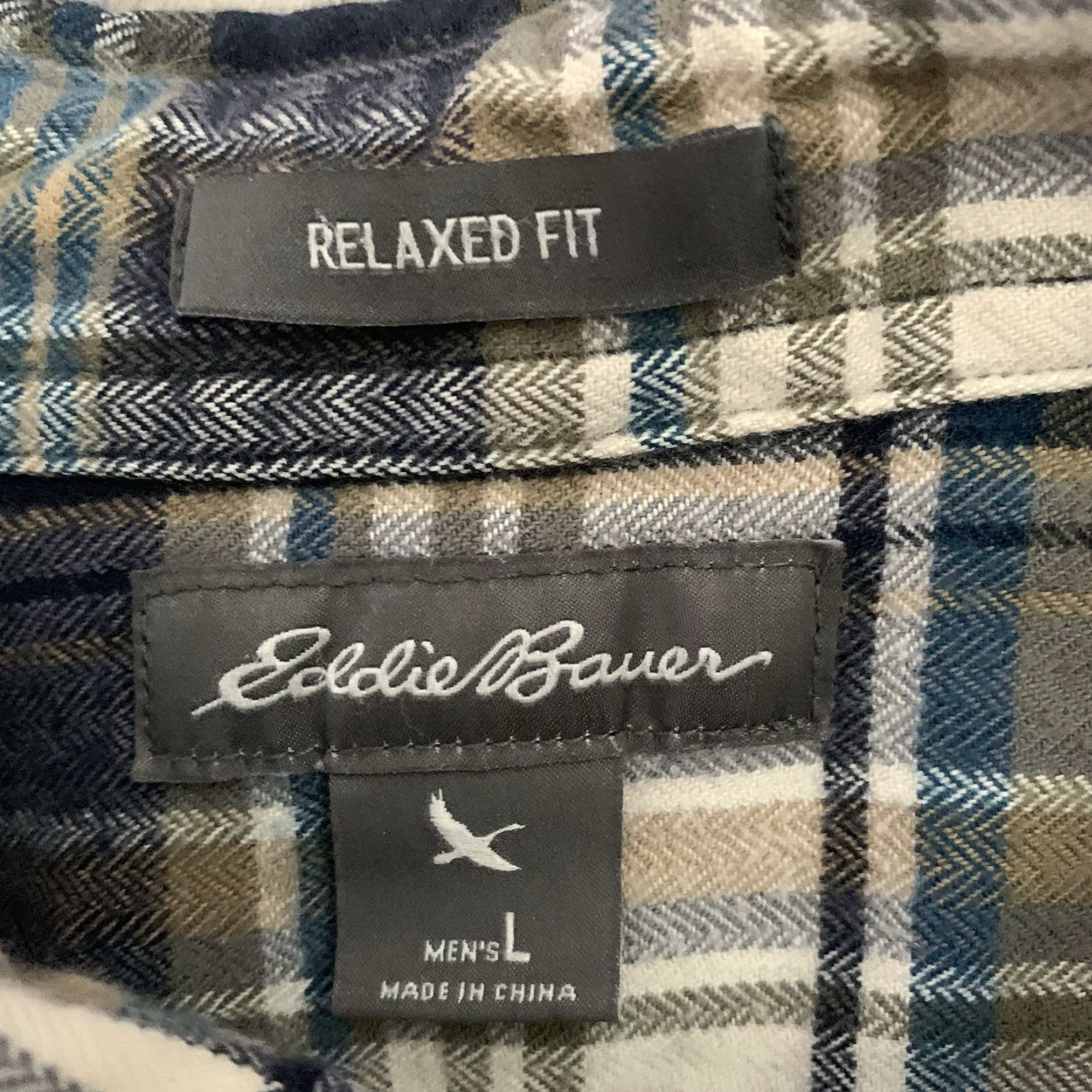 Eddie Bauer Eddie Bauer Shirt Mens Large Flannel Blue Cream Plaid Button-Up Collared Relaxed Casual Size US L / EU 52-54 / 3 - 2 Thumbnail