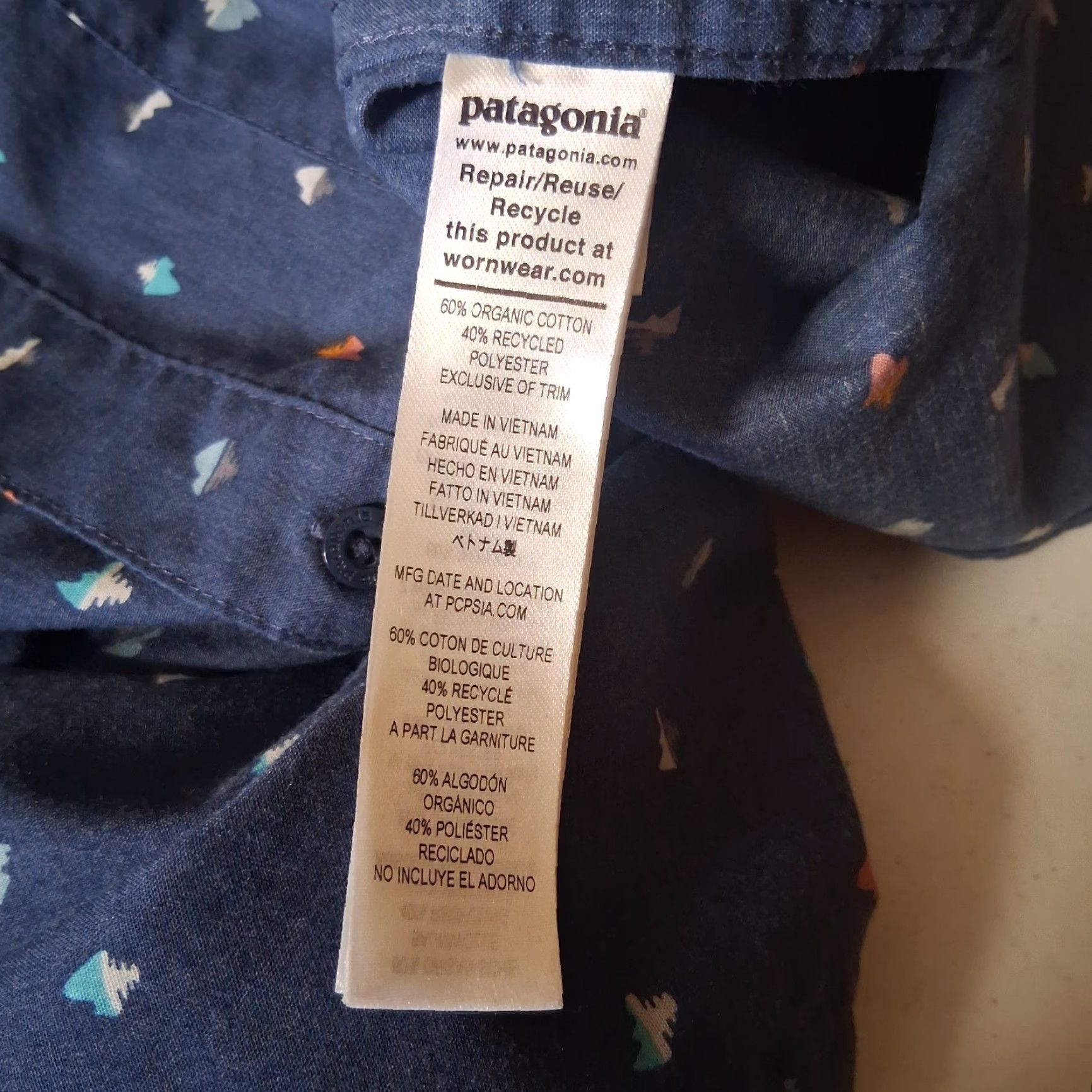 Patagonia Patagonia Shirt Men L Blue Organic Cotton Mountains Hike Button Up READ Size US L / EU 52-54 / 3 - 7 Thumbnail