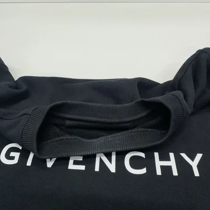 Givenchy Givenchy Givenchy FW22 Black Long Sleeve Sweatshirt -2507 Size US XL / EU 56 / 4 - 1 Thumbnail