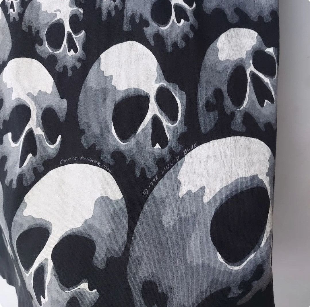 Liquid Blue × Vintage Vintage 90s Liquid Blue Chris Pinkerton Spiral Skulls Size US L / EU 52-54 / 3 - 7 Thumbnail