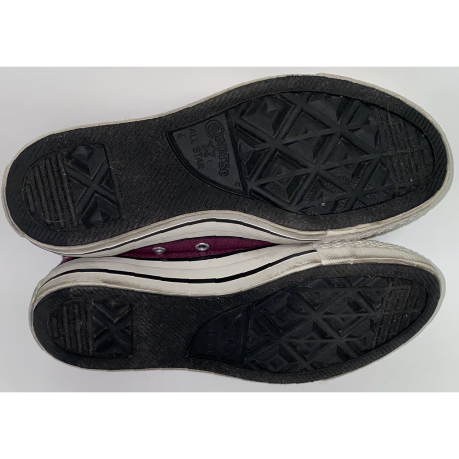 Converse Converse All Star Womens Lace Up Sneakers Size 6 Maroon/White White Stars Sneaker M US Size 6 Size US 6 / IT 36 - 5 Thumbnail