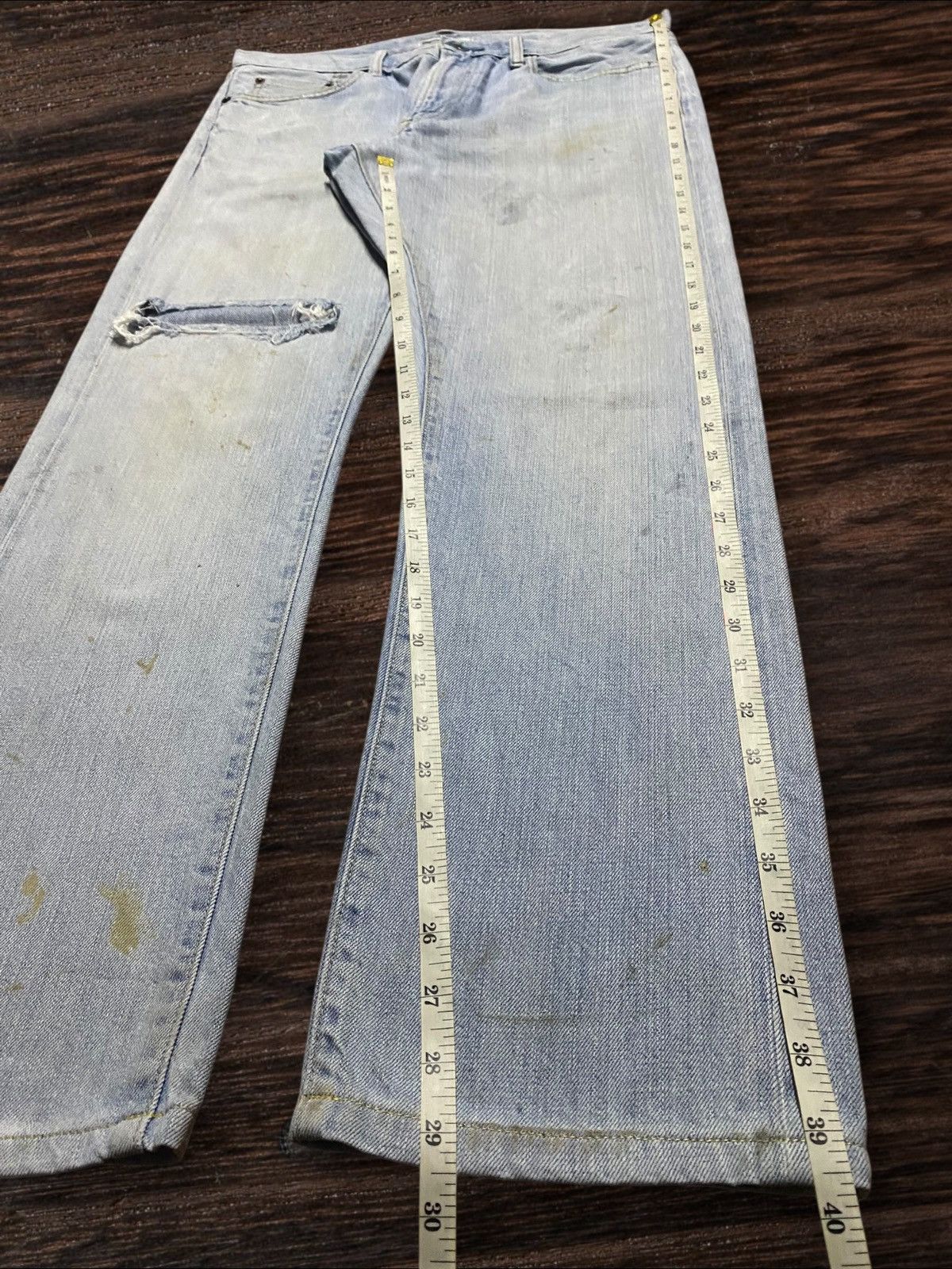 Japanese Brand Vintage Japanese Brand Uniqlo Light Wash Distressed Loose Size US 34 / EU 50 - 15 Thumbnail
