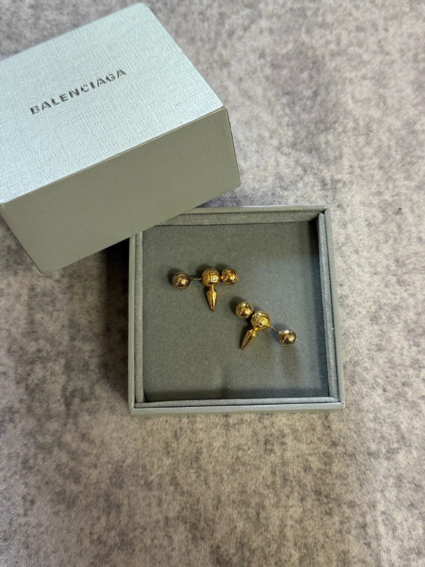Balenciaga Balenciaga Gold Stud Earrings Size ONE SIZE - 1 Thumbnail