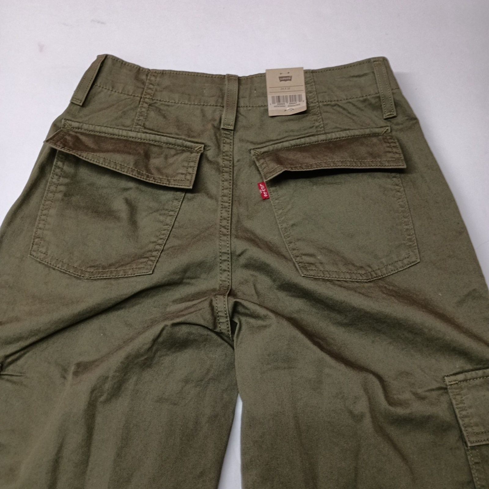 Levi's Levi's Women '94 Baggy Cargo Pants Size 24x32 Green Mid Rise Size 24" / US 00 / IT 34 - 8 Thumbnail