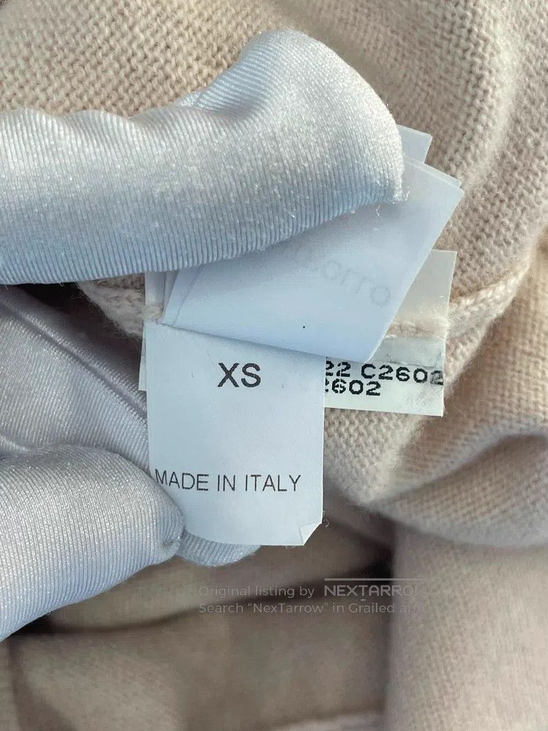 Brunello Cucinelli Brunello Cucinelli Nude Pink V-Neck Beaded Cashmere Sweate Size XS / US 0-2 / IT 36-38 - 7 Thumbnail