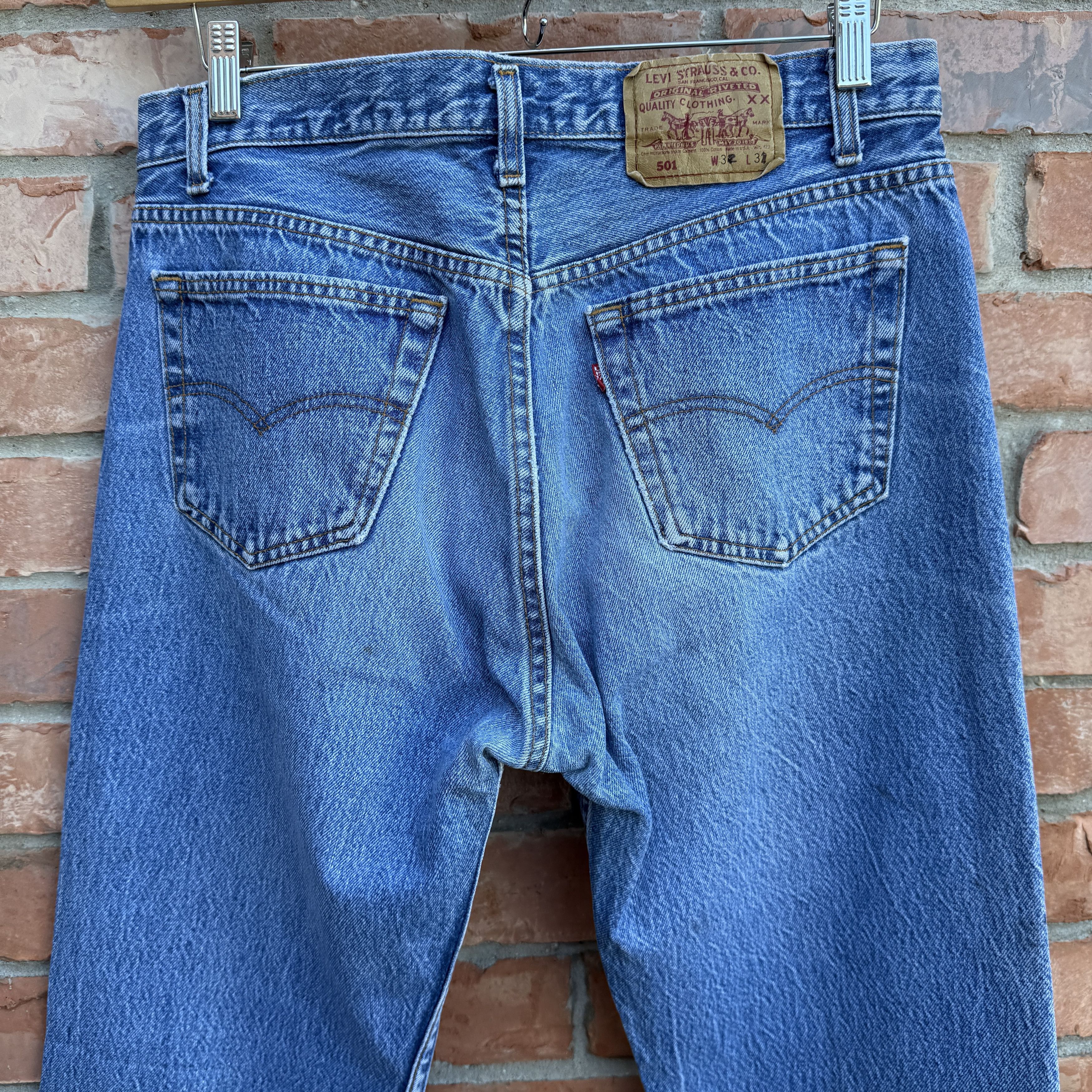 Levi's Vintage 90s Levis 501 Blue Button fly Denim Jeans Size US 33 - 3 Thumbnail