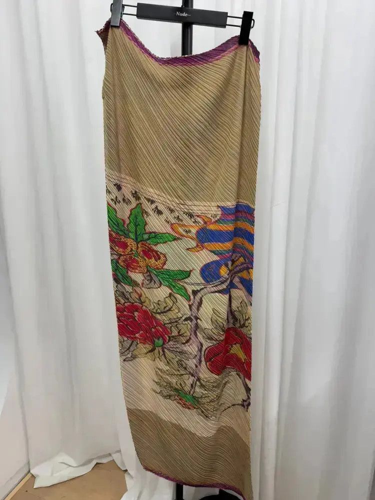Issey Miyake Issey Miyake Pleats Please Painting Scarf-2507 Size ONE SIZE - 7 Thumbnail