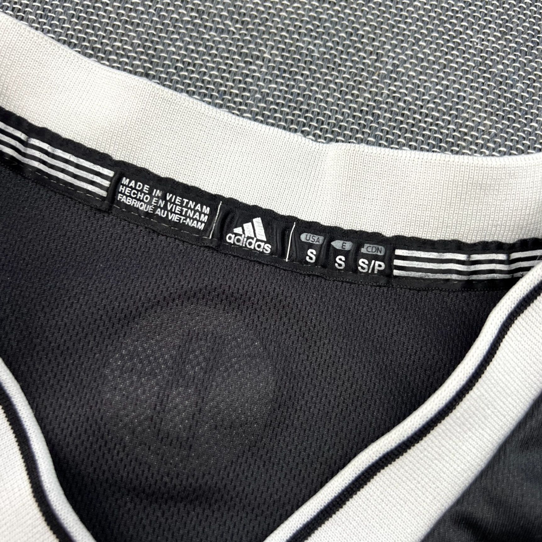 Adidas Nike Brooklyn Nets #2 Garnett 2014 Basketball Jersey Mens Small Tank Top Adidas Size US S / EU 44-46 / 1 - 5 Thumbnail