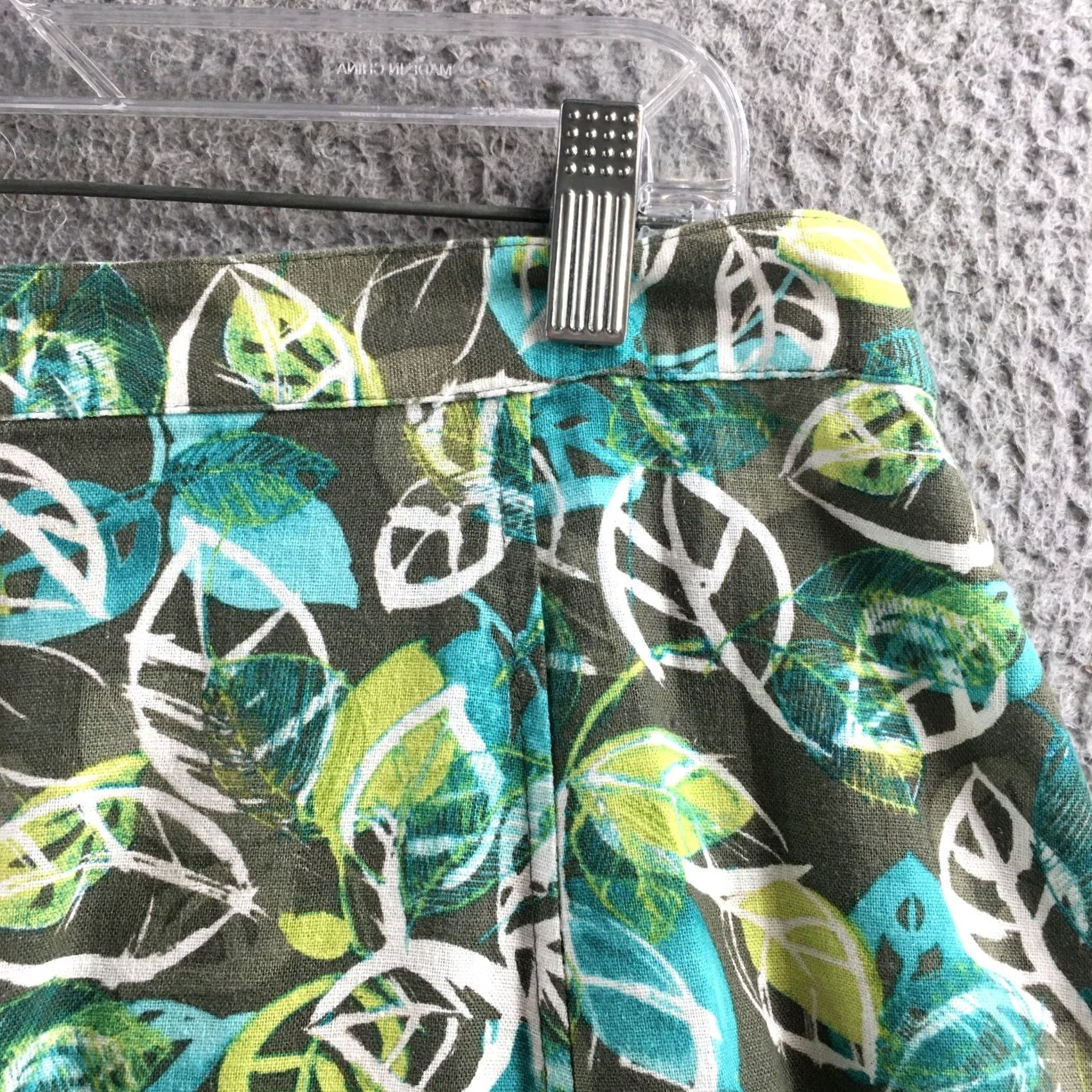 Vintage CJ Banks Maxi A-Line Skirt Womens 1X Plus Linen Blend Leaves Print Summer Casual Skirt Womens 1X Plus CJ Banks Linen Blend Leaves Print Summer Casual Size 40" / US 18 - 4 Thumbnail