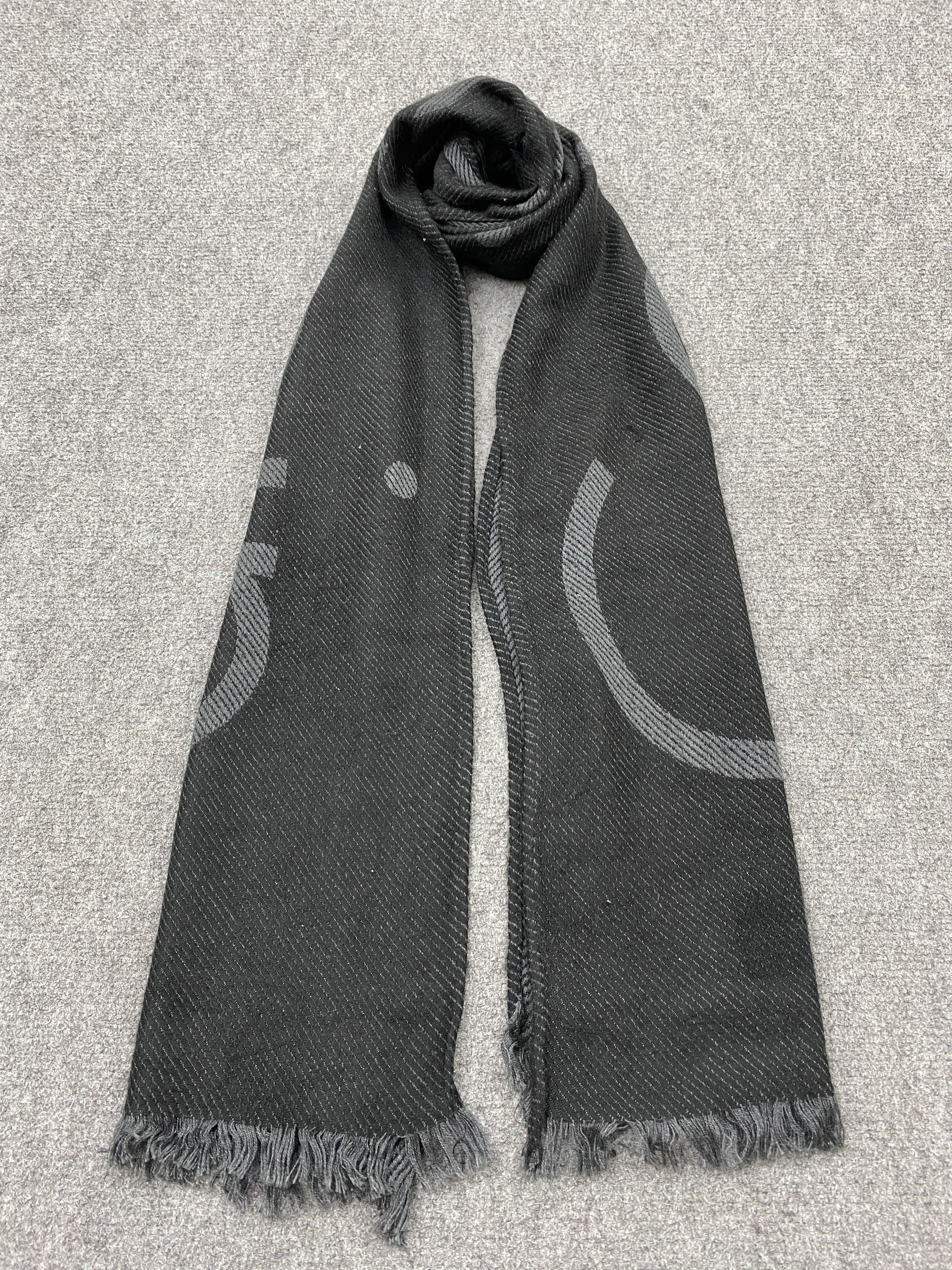 Calvin Klein Vintage Calvin Klein Spell Out Muffler Scarf - SC0061 Size ONE SIZE - 1 Thumbnail