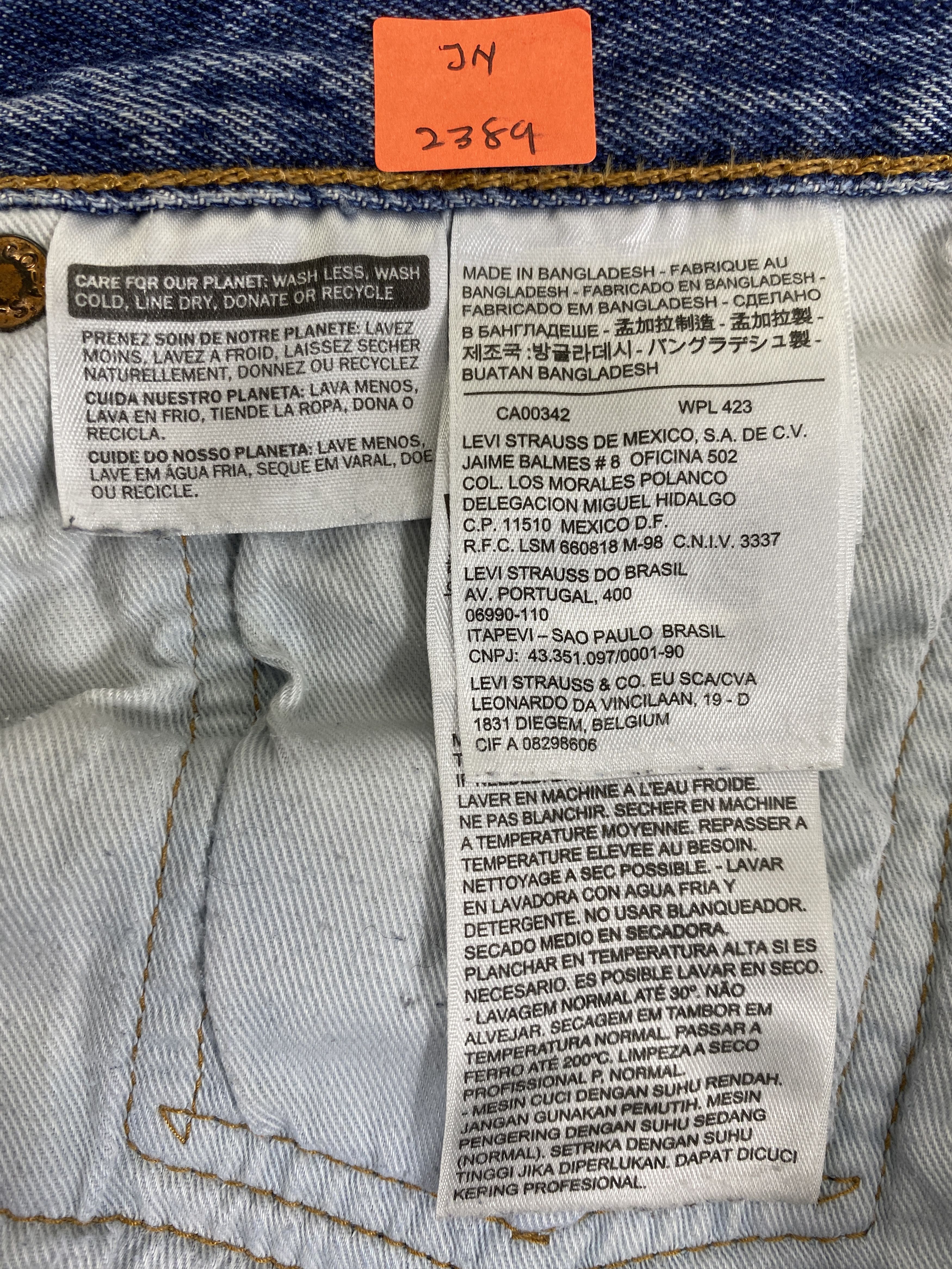Levi's Dirty Used Blue Vintage Levi's 501 35x30.5 Denim -JN2389 Size US 35 - 9 Thumbnail