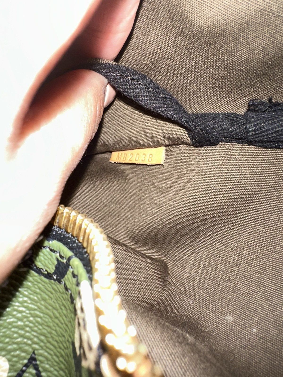 Louis Vuitton × Takashi Murakami Louis Vuitton x Murakami Monogramouflage Duffle Keepall 55 Size ONE SIZE - 22 Thumbnail