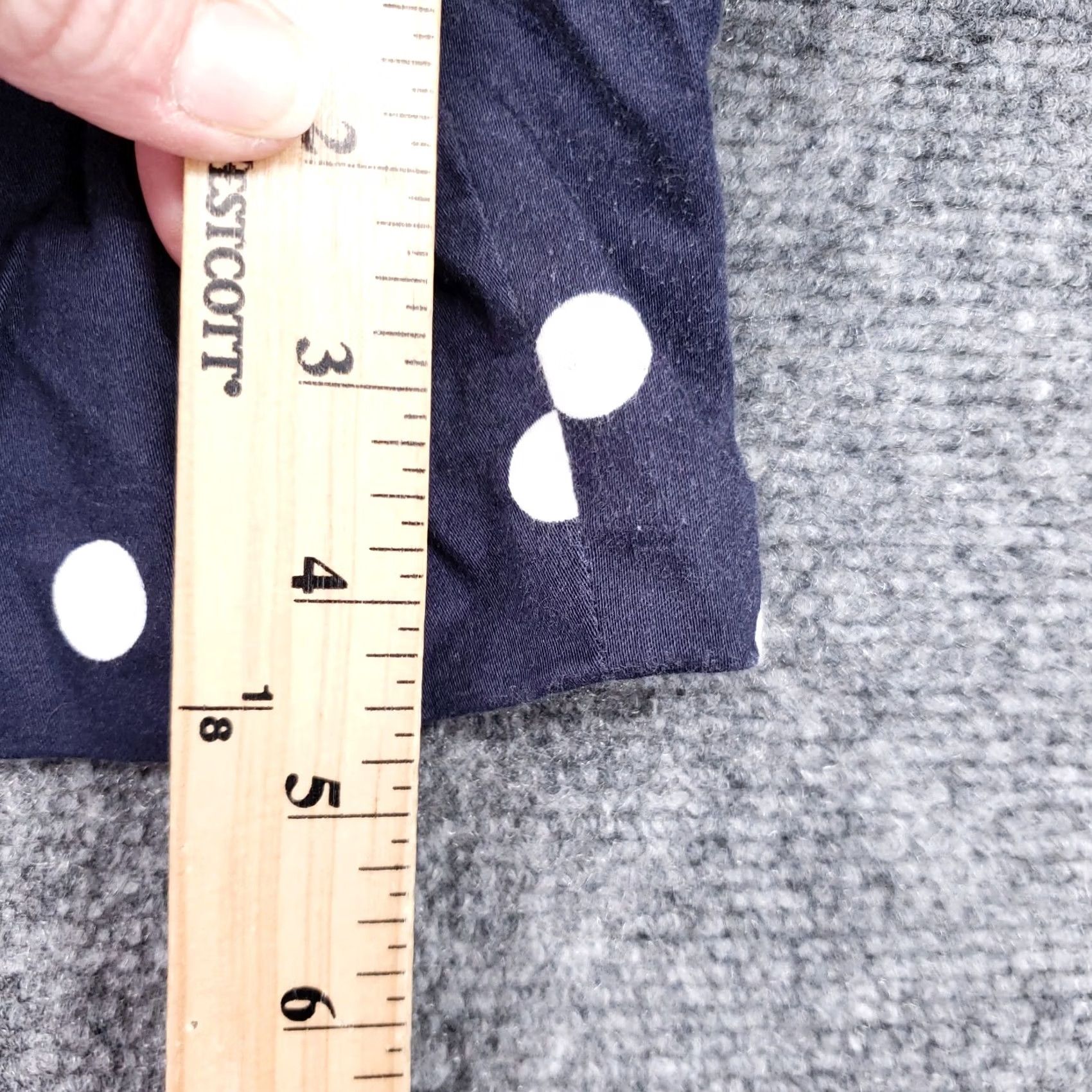 Michael Kors Michael Kors Shorts Womens 10 Blue Chino Polka Dots Mid Rise Medium Wash Zip Fly (Regular) Size 32" / US 10 / IT 46 - 4 Thumbnail