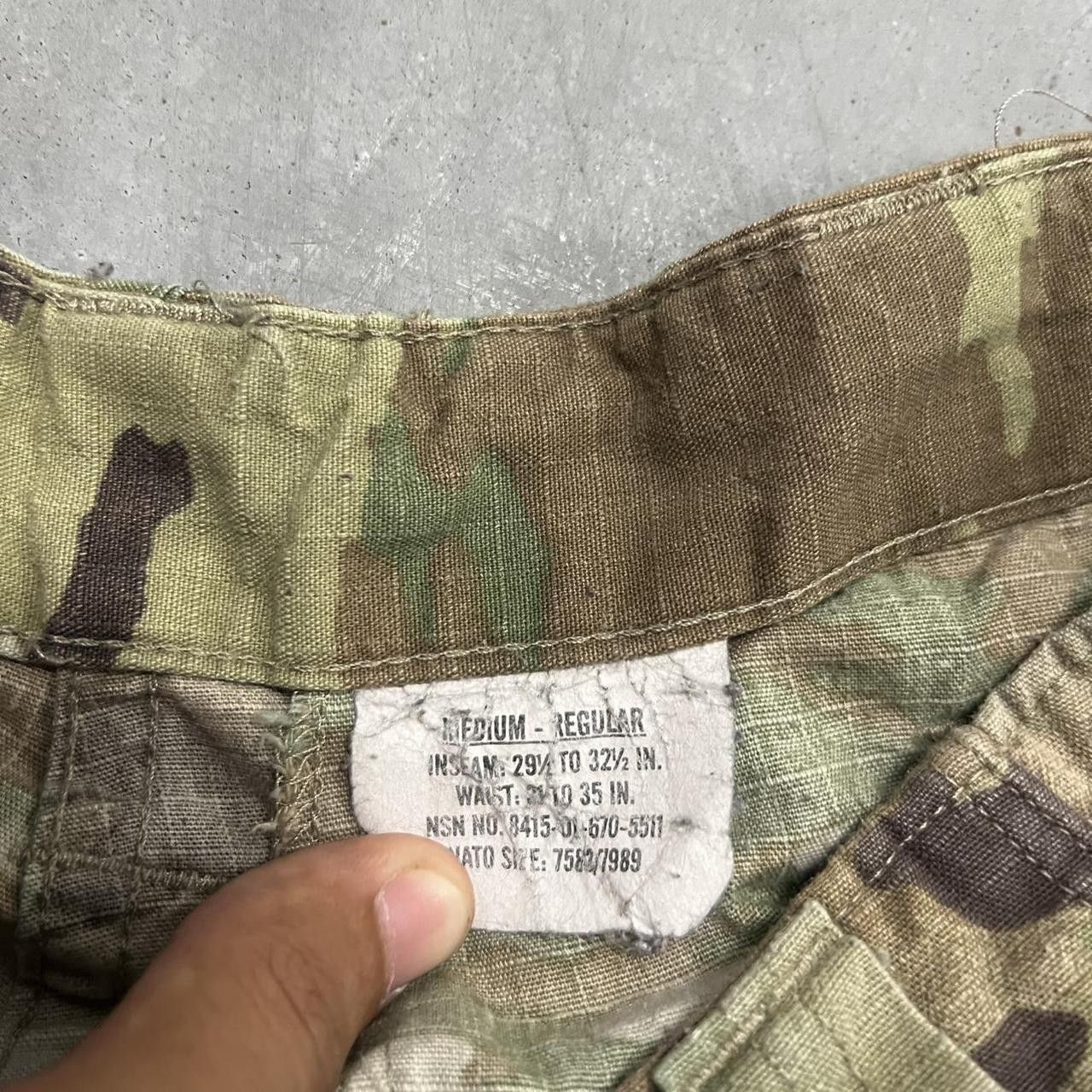 Vintage Vintage Y2K/2000s Baggy Double Knee Camo Cargo Pants! Size US 32 / EU 48 - 8 Thumbnail