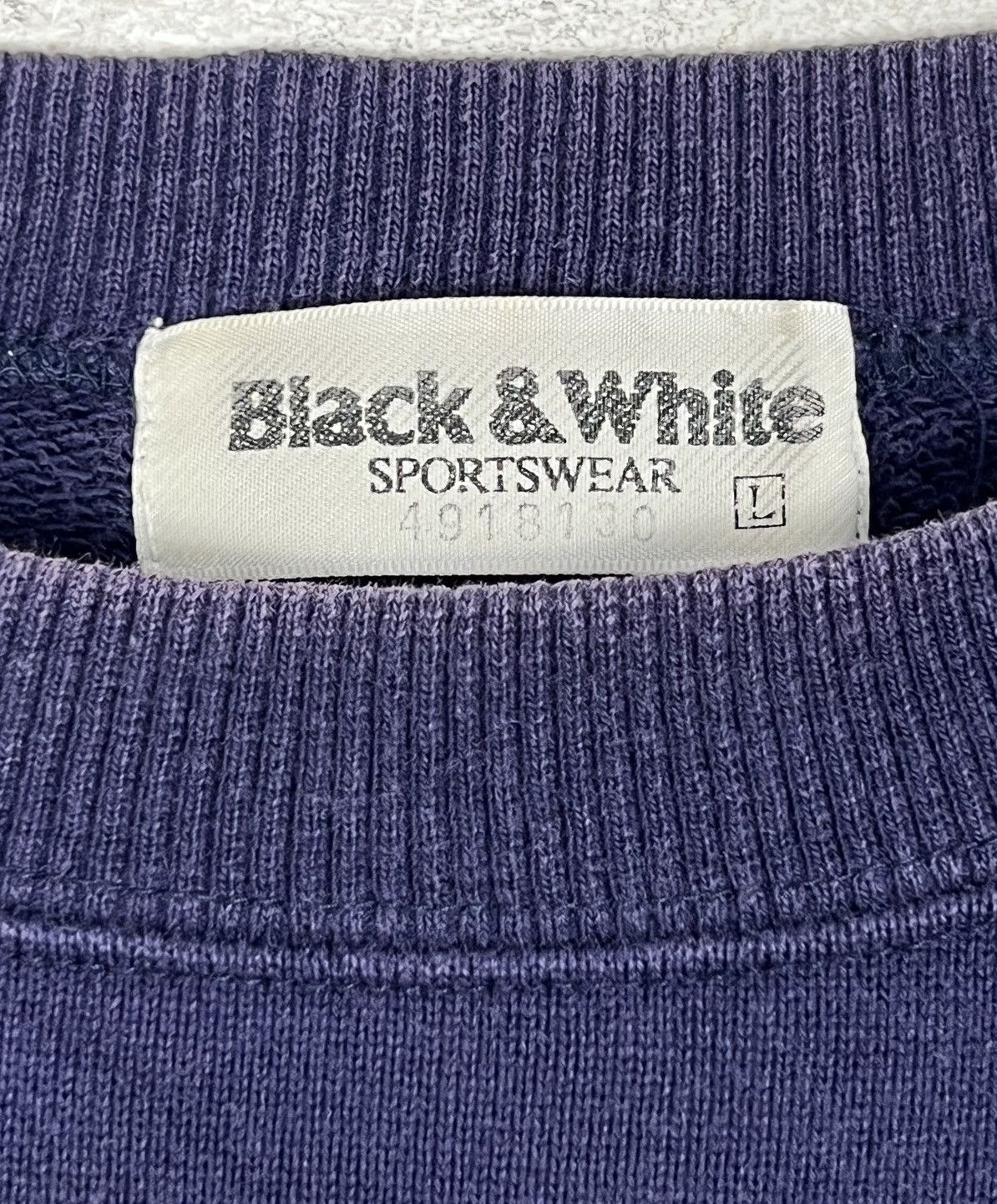 Japanese Brand × Vintage Vintage Black & White Sportwear Sweatshirt Size US M / EU 48-50 / 2 - 8 Thumbnail