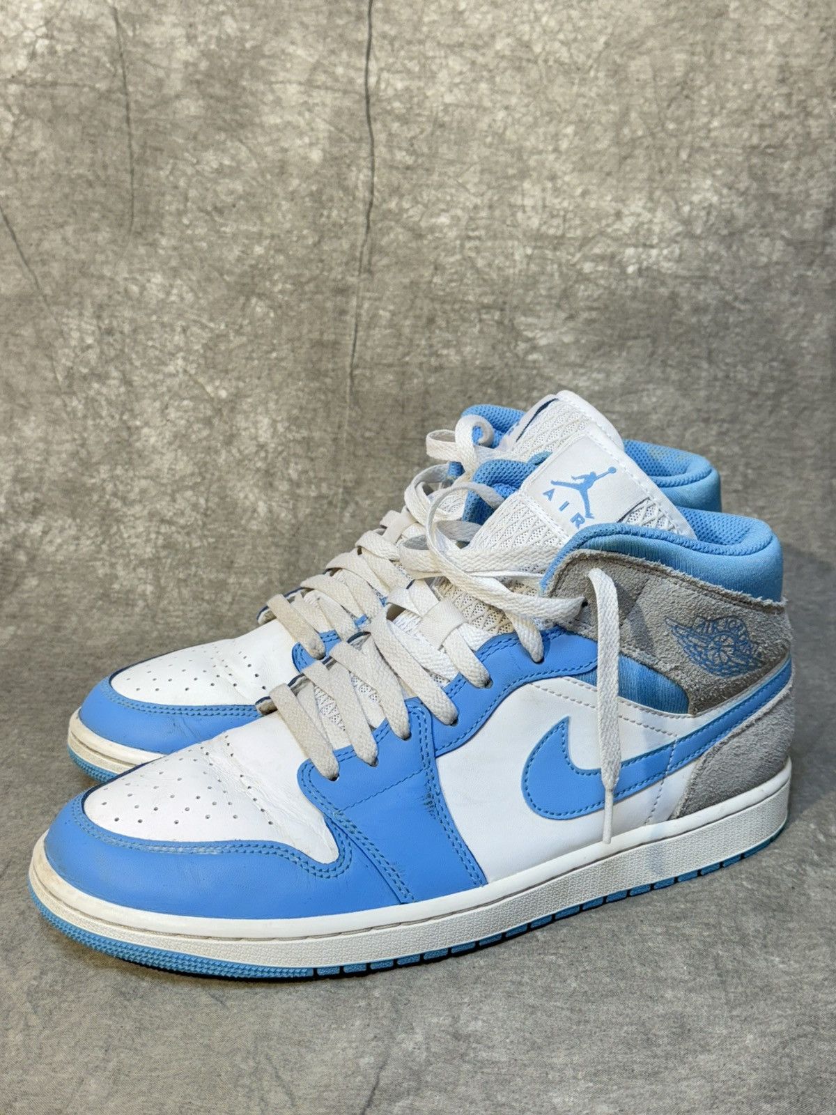 Jordan Brand Air Jordan 1 Mid University Blue Grey Size US 10.5 / EU 43-44 - 3 Thumbnail