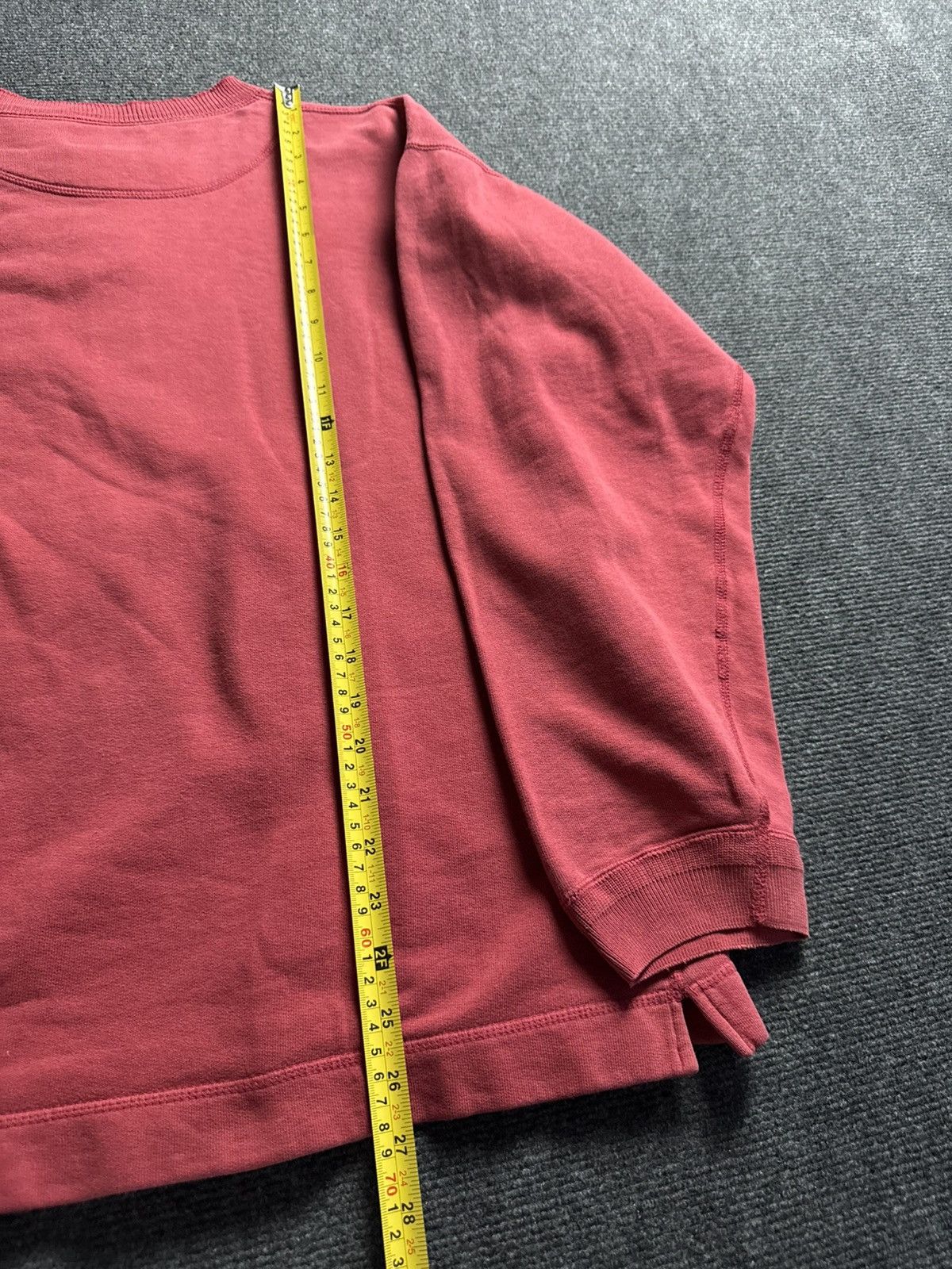 Levi's 90s Vintage Levi’s Red Henley Sweatshirt Made in Portugal Size US L / EU 52-54 / 3 - 21 Thumbnail