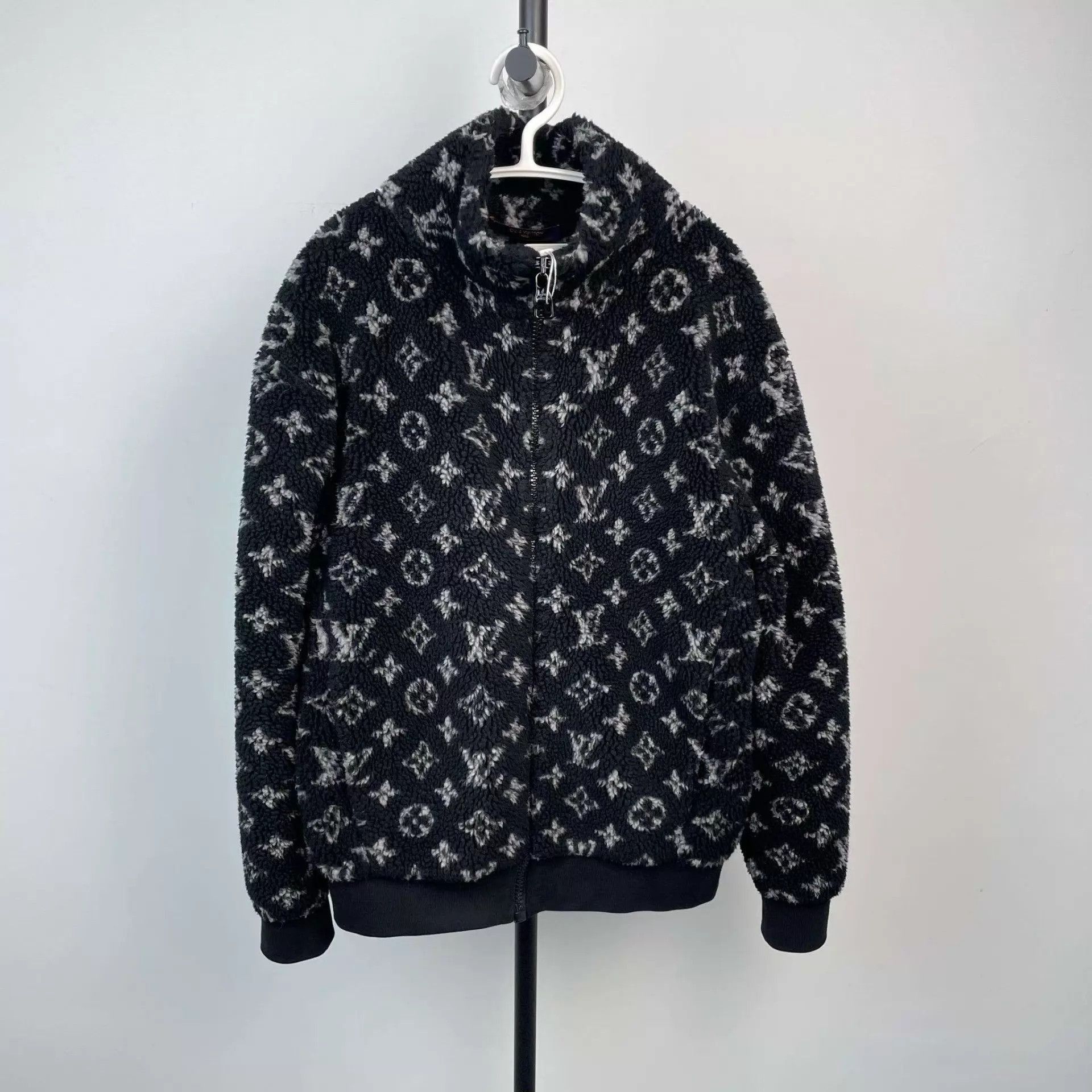 Louis Vuitton Black Patterned Fleece Bomber Jacket XS Size US XS / EU 42 / 0 - 1 Thumbnail