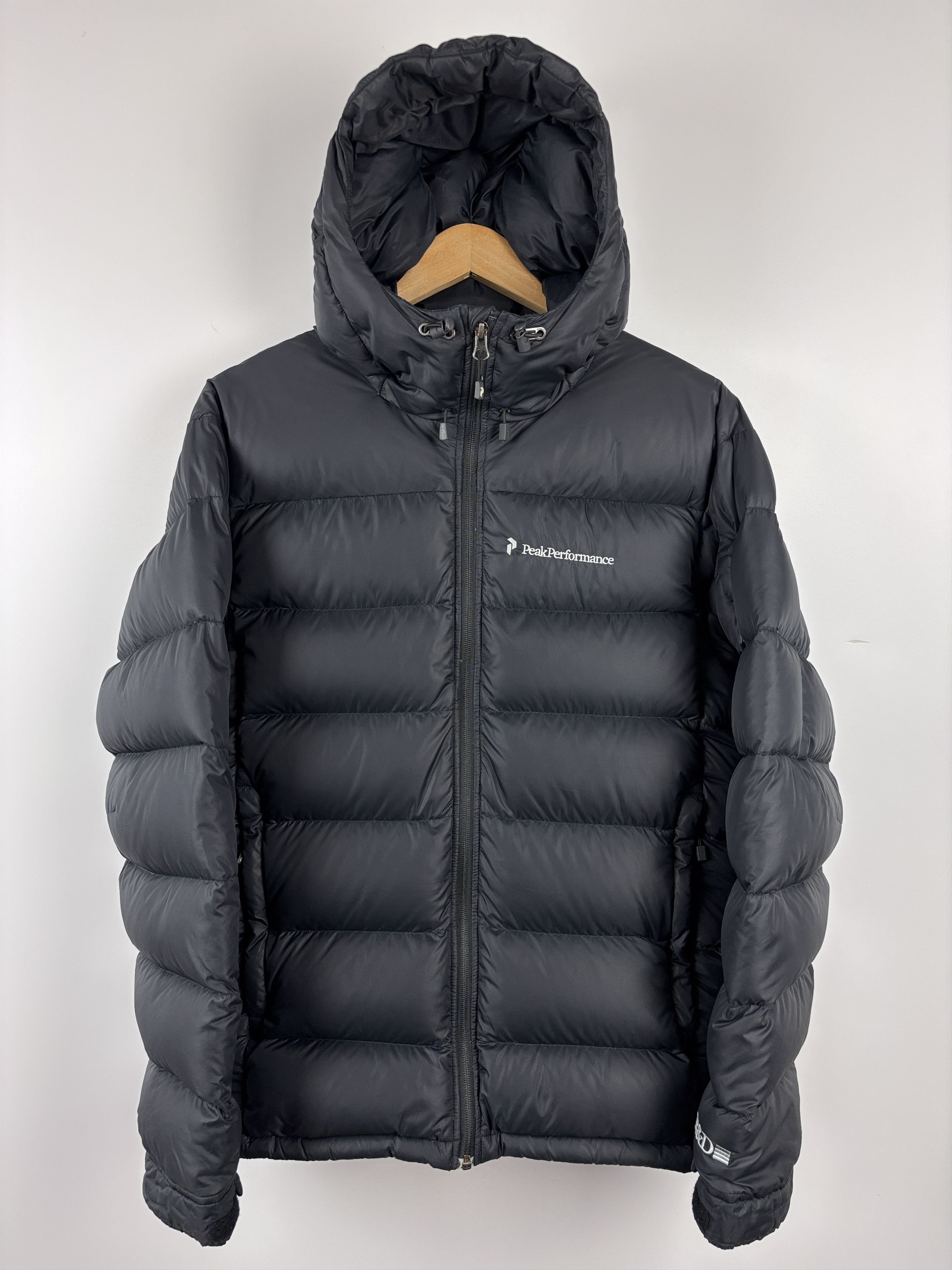 Peak Performance Mens Peak Performance Frost Down Puffer Jacket Black Size S Size US S / EU 44-46 / 1 - 1 Thumbnail