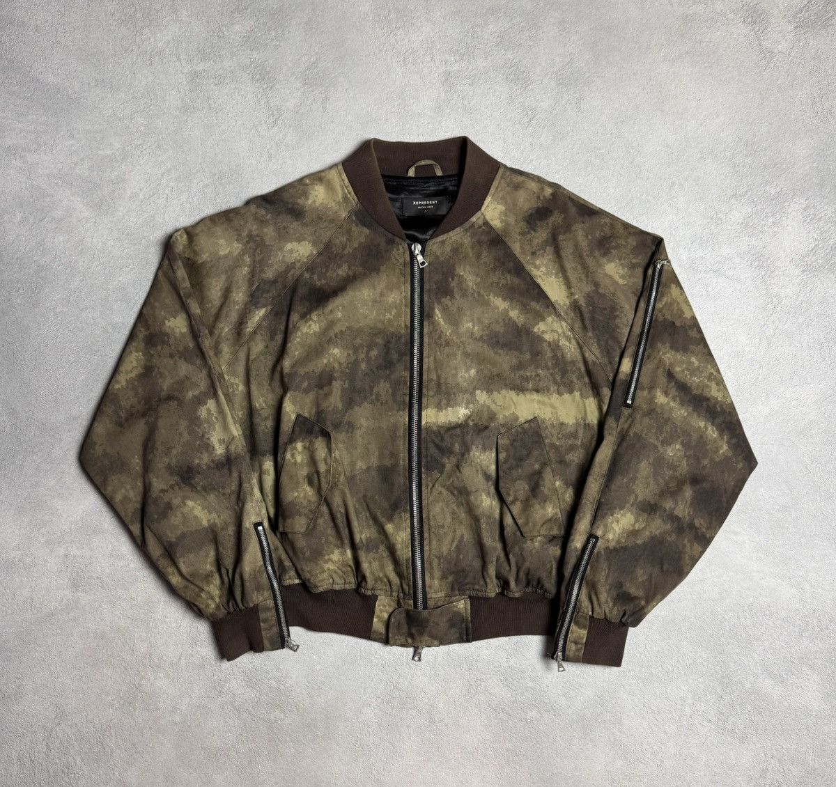 Represent Clo. Represent Clo Wax Cotton Camo Bomber Jacket Size US L / EU 52-54 / 3 - 2 Thumbnail