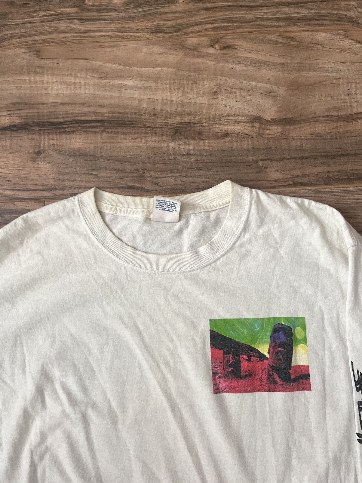 Supreme Supreme Easter Island L/S Tee Size US L / EU 52-54 / 3 - 4 Thumbnail