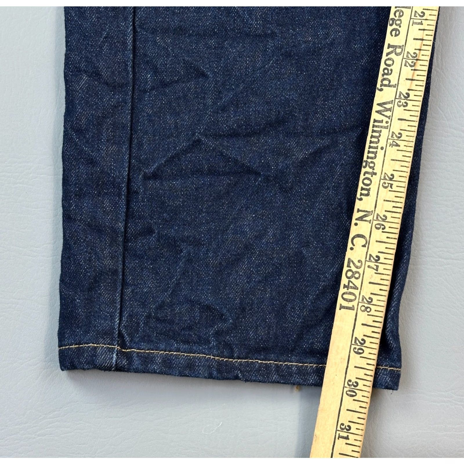 Levi's Levi's 505 Jeans Mens 38x30 Blue Dark Wash Denim Regular Fit Casual EUC Size US 38 / EU 54 - 3 Thumbnail