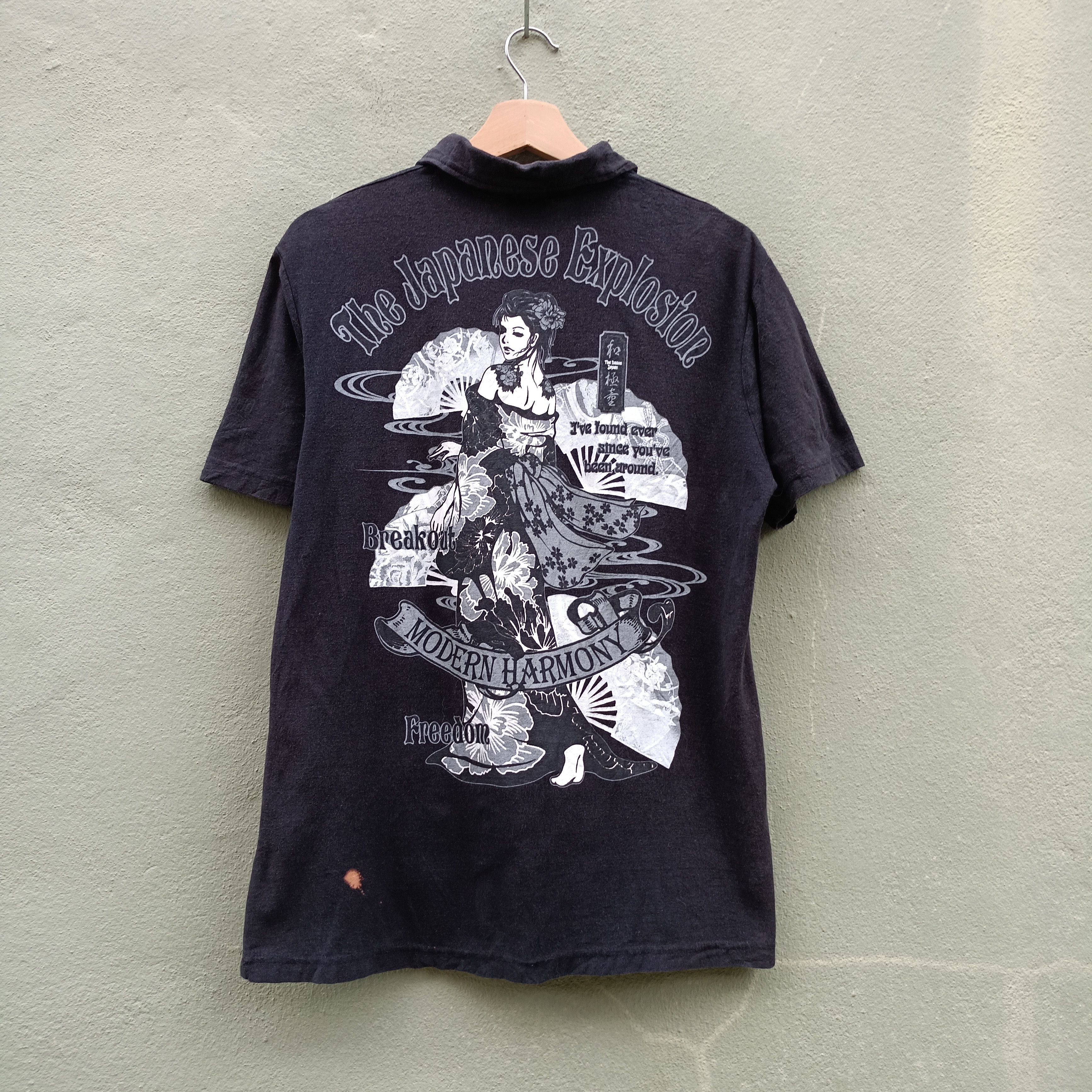 The Fusion Japan Shirt Button up