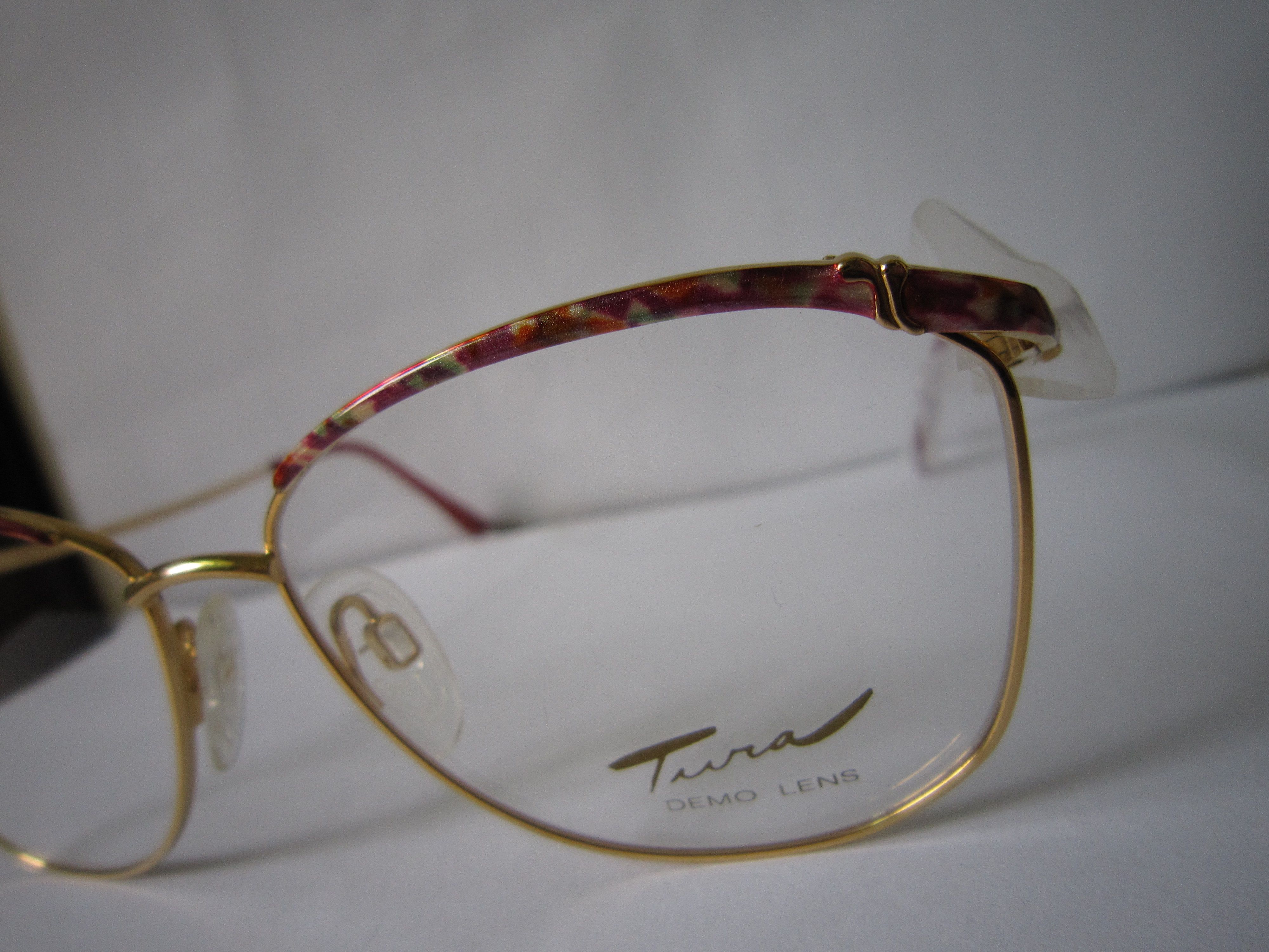 Vintage Vintage 80s TURA Mod 402 Red Woman Eyeglasses Frame Size ONE SIZE - 3 Thumbnail