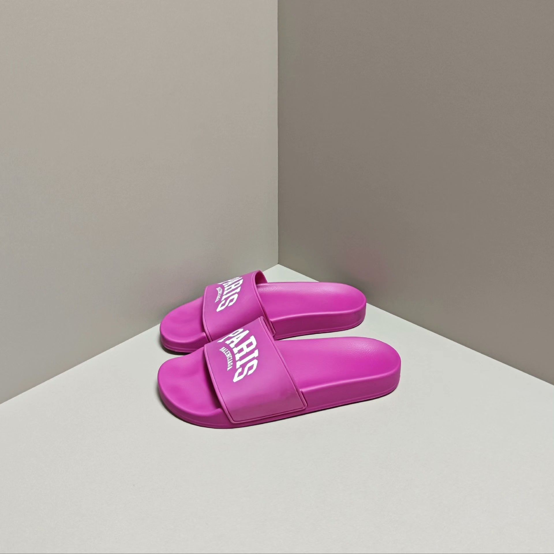 Balenciaga Balenciaga Pink Sandals us_7 Women Size US 7 / IT 37 - 1 Thumbnail