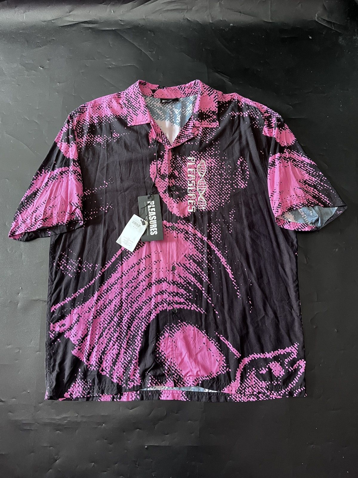 Joy Division × Pleasures PLEASURES FEMME CAMP COLLAR BUTTON Size US L / EU 52-54 / 3 - 10 Thumbnail