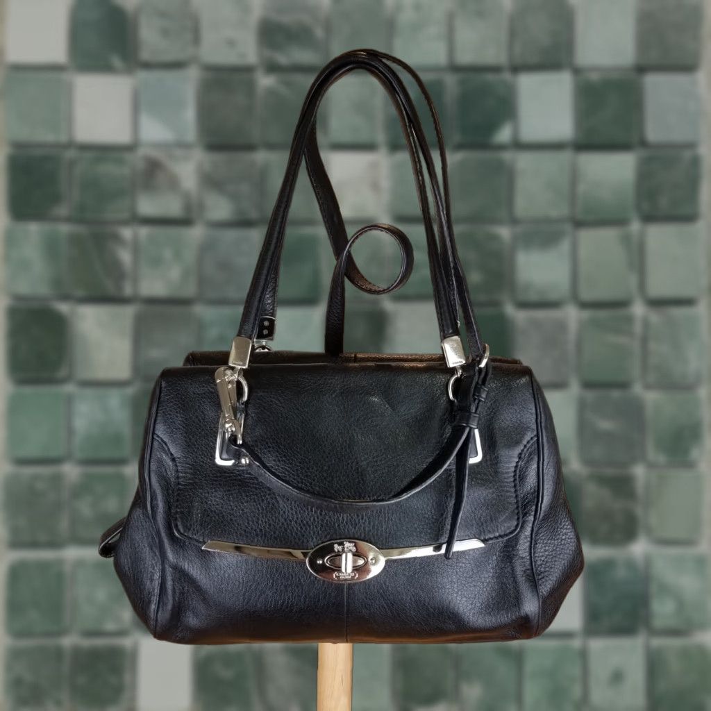 Coach VINTAGE COACH BLACK LEATHER SHOULDER HAND BAG CROSS BAG SZ 10'X8'X3' 25163 Size ONE SIZE - 1 Thumbnail