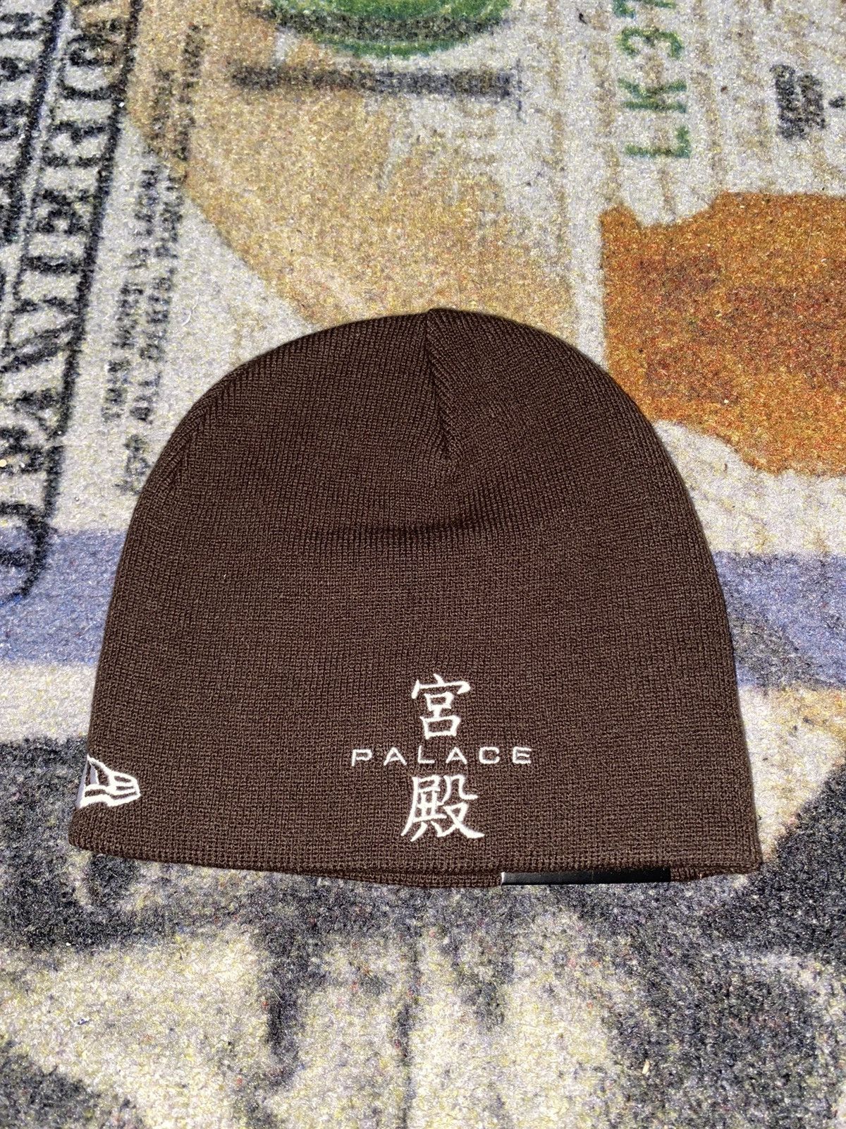 New Era × Palace Palace New Era Nein Cuff Beanie Brown Size ONE SIZE - 2 Thumbnail