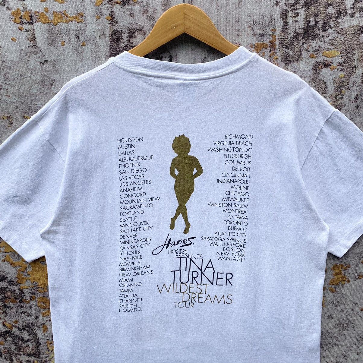 Band Tees Vintage 90s Tina Tuner Wildest Dreams 1996 Tour Shirt Size US L / EU 52-54 / 3 - 8 Thumbnail