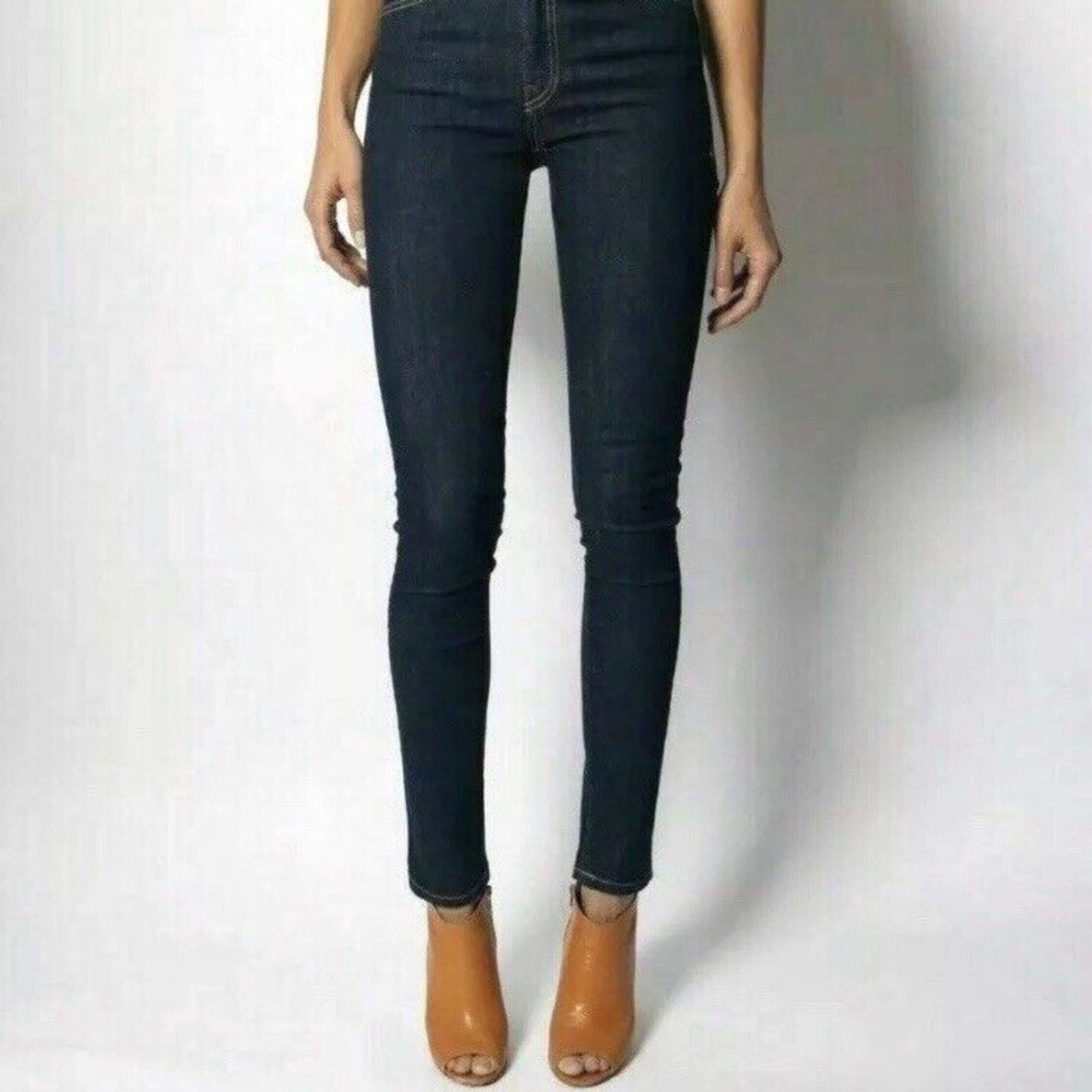 Imogene + Willie NWOT Imogene + Willie Jesse Denim Jeans Dark Wash 27 Size 27" / US 4 / IT 40 - 1 Thumbnail