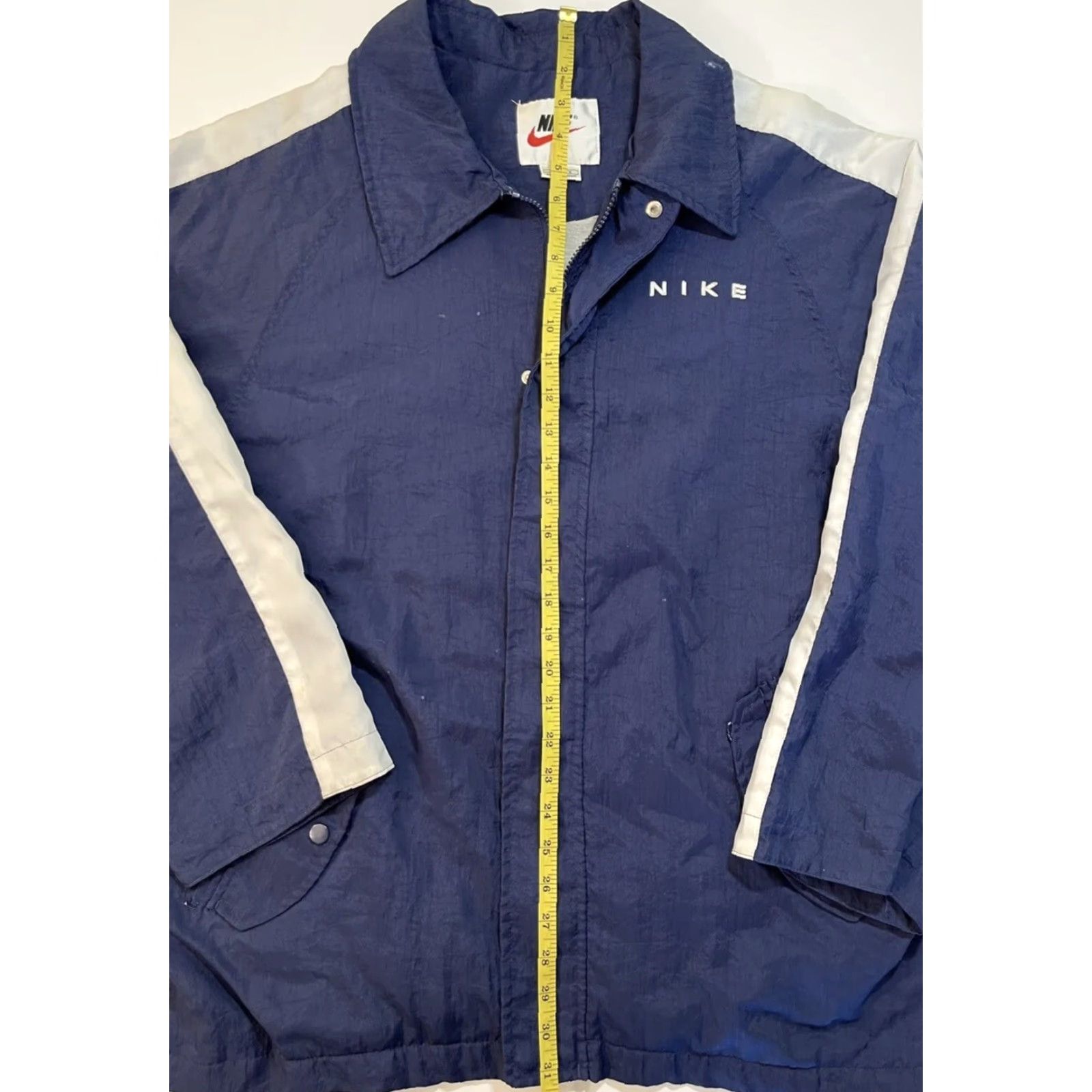 Nike VINTAGE Nike Windbreaker Jacket 90s Oversized Casual Hip Hop White Nylon Sz M Mens Size US M / EU 48-50 / 2 - 7 Thumbnail