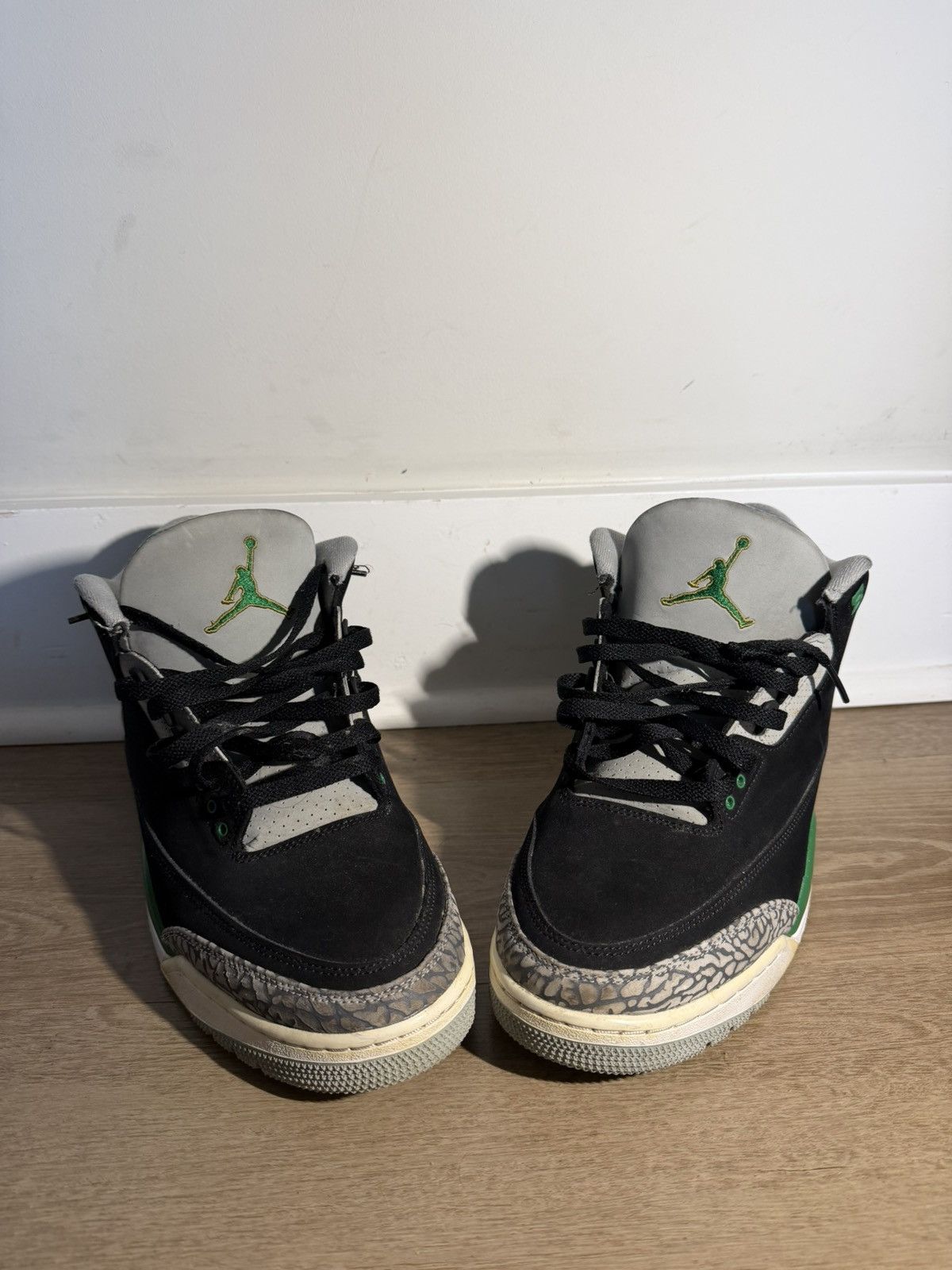 Jordan Brand Jordan 3 “Pine Green” Size US 12 / EU 45 - 4 Thumbnail