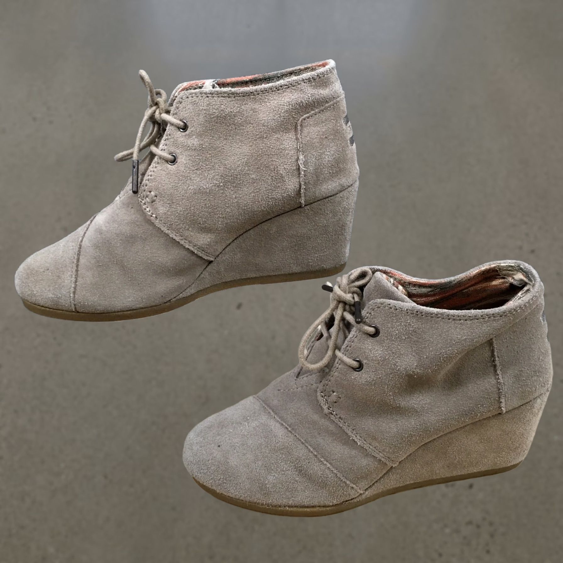 Toms TOMS Boots Womens 8 Lace Up Desert Wedge Ankle Bootie Brown Suede Casual Boot Size US 8 / IT 38 - 1 Thumbnail