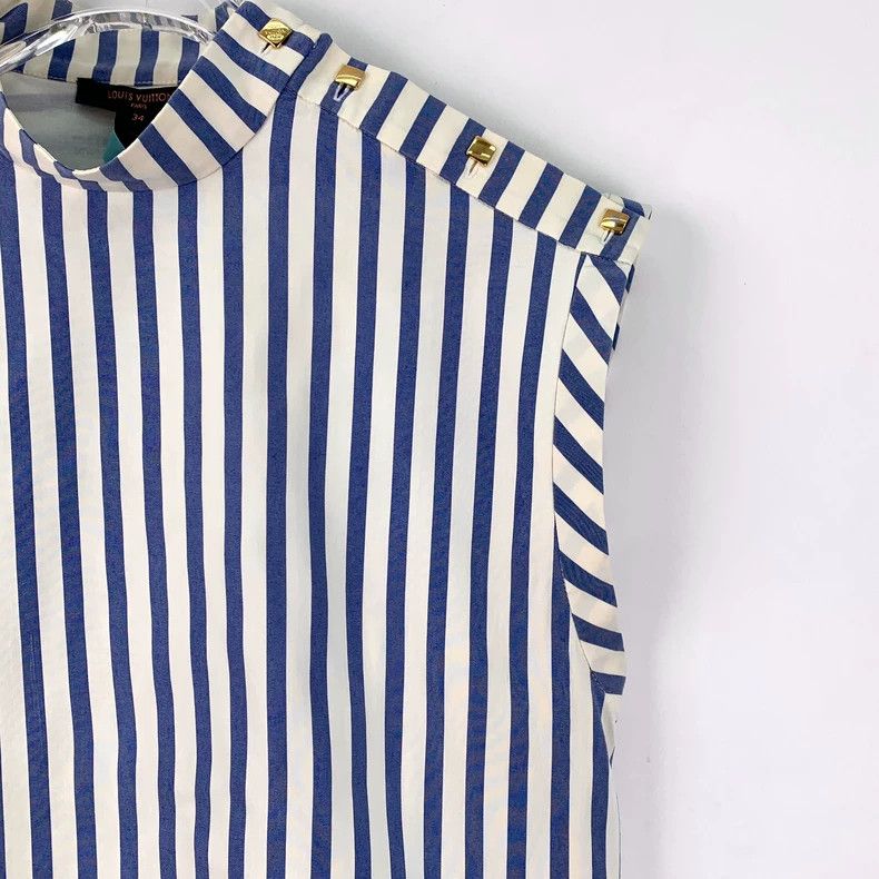 Louis Vuitton Louis Vuitton Light Blue Stripe Side Button Cotton Sleevel Size XXS / US 00 / IT 34 - 3 Thumbnail
