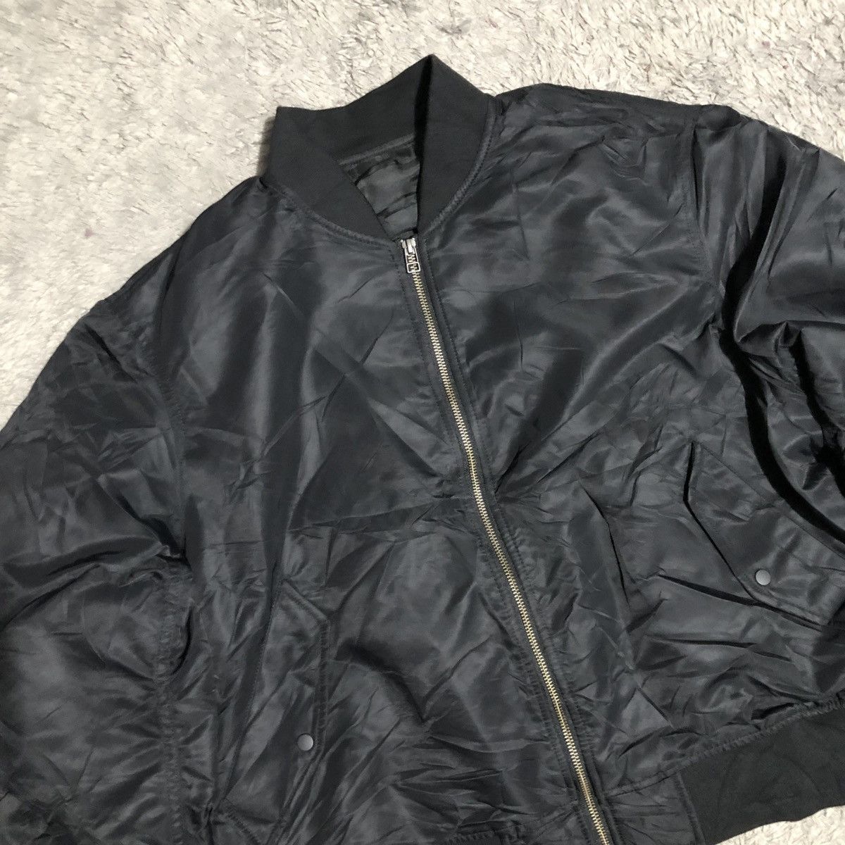 Uniqlo MA1 BOMBER JACKET BY UNIQLO Size US XL / EU 56 / 4 - 6 Thumbnail