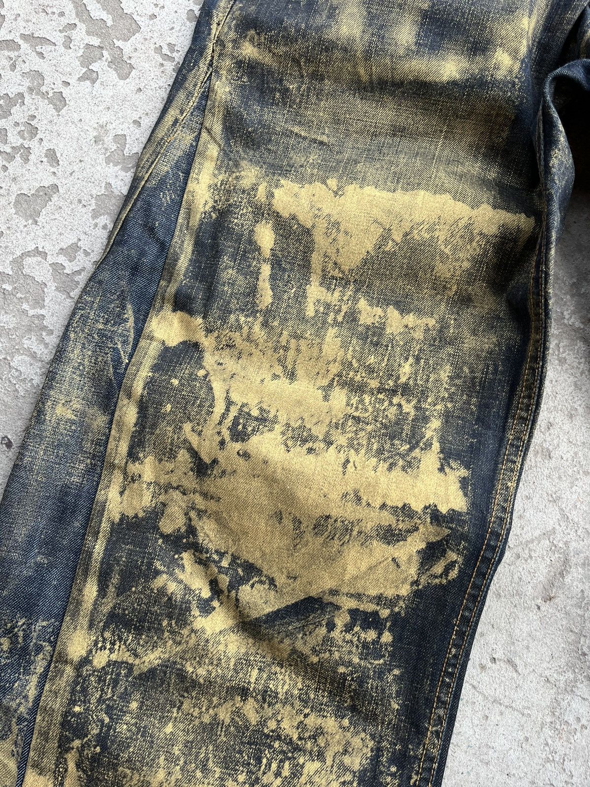 Japanese Brand Dirty Painted Distressed Thrashed Faded Baggy Jeans Y2K Pant Size US 34 / EU 50 - 9 Thumbnail
