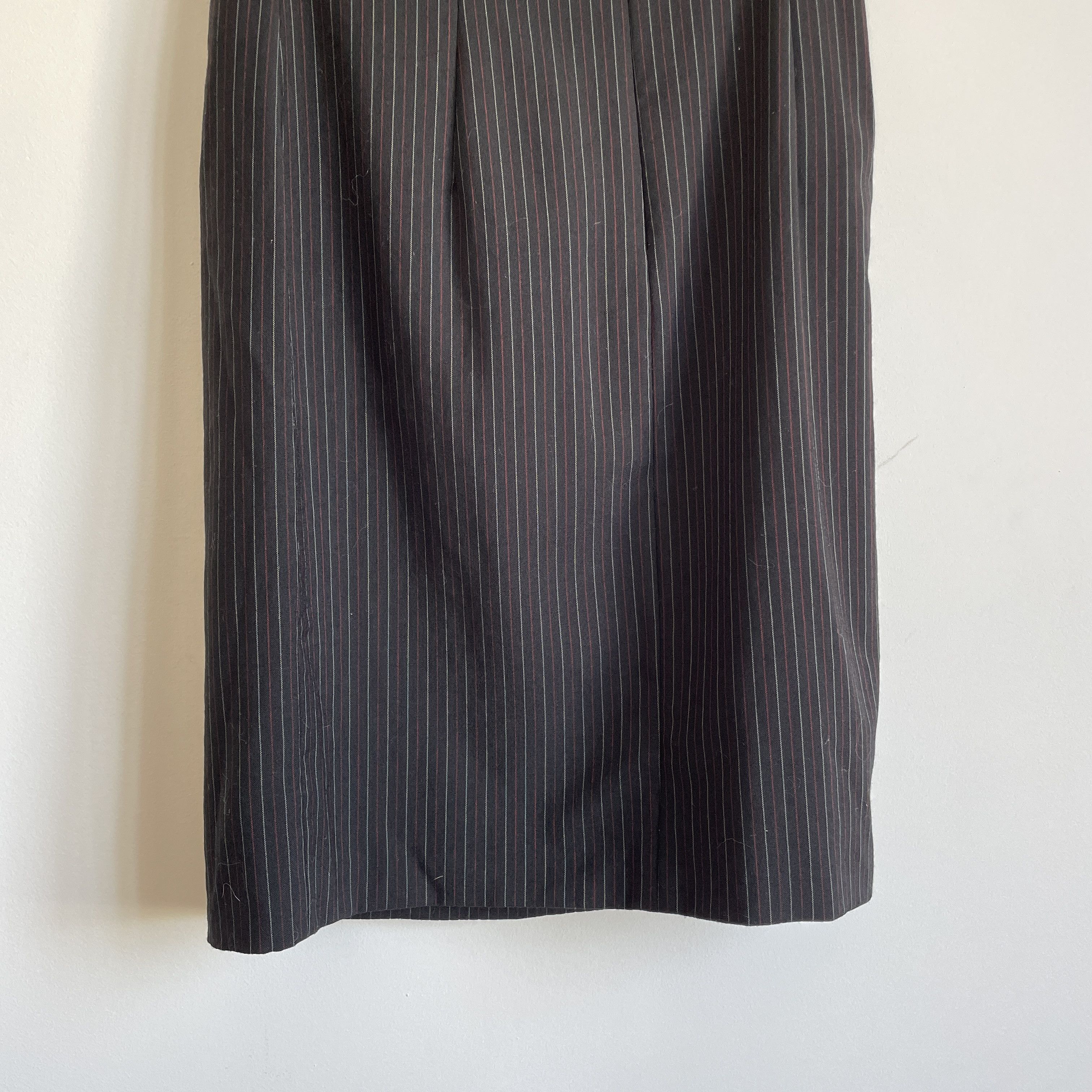 Dolce & Gabbana Dolce & Gabbana Vintage High-Waisted Pinstripe Skirt Size 32" / US 10 / IT 46 - 6 Thumbnail