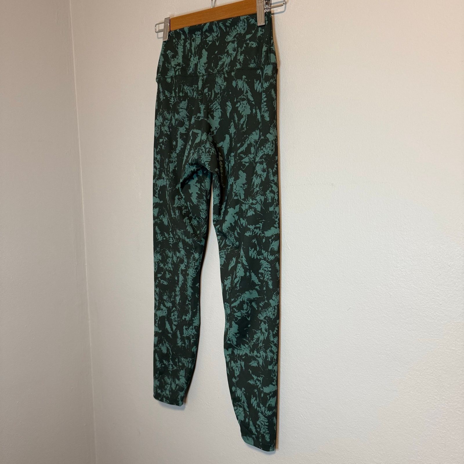 Nike Nike One Green High Rise Leggings 7/8 Women’s Size S New Size 27" / US 4 / IT 40 - 9 Thumbnail