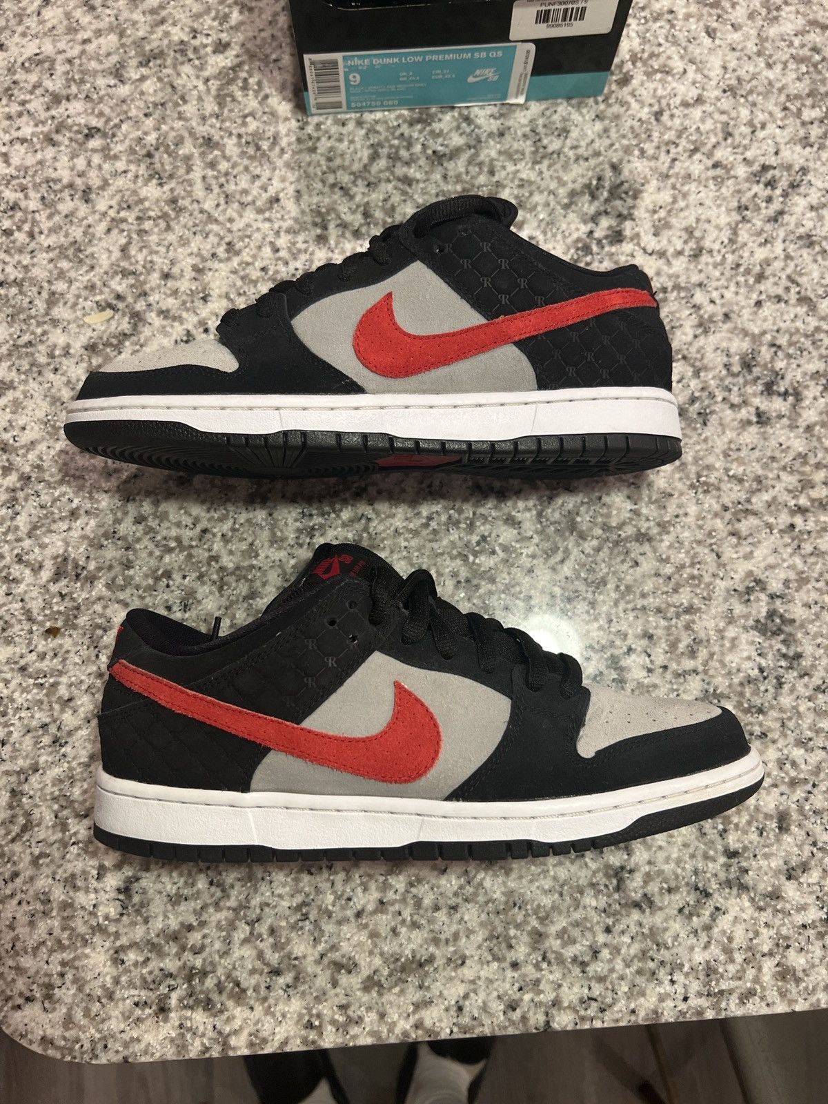 Primitive Nike Dunk SB Paul Rodriguez Size US 9 / EU 42 - 1 Thumbnail